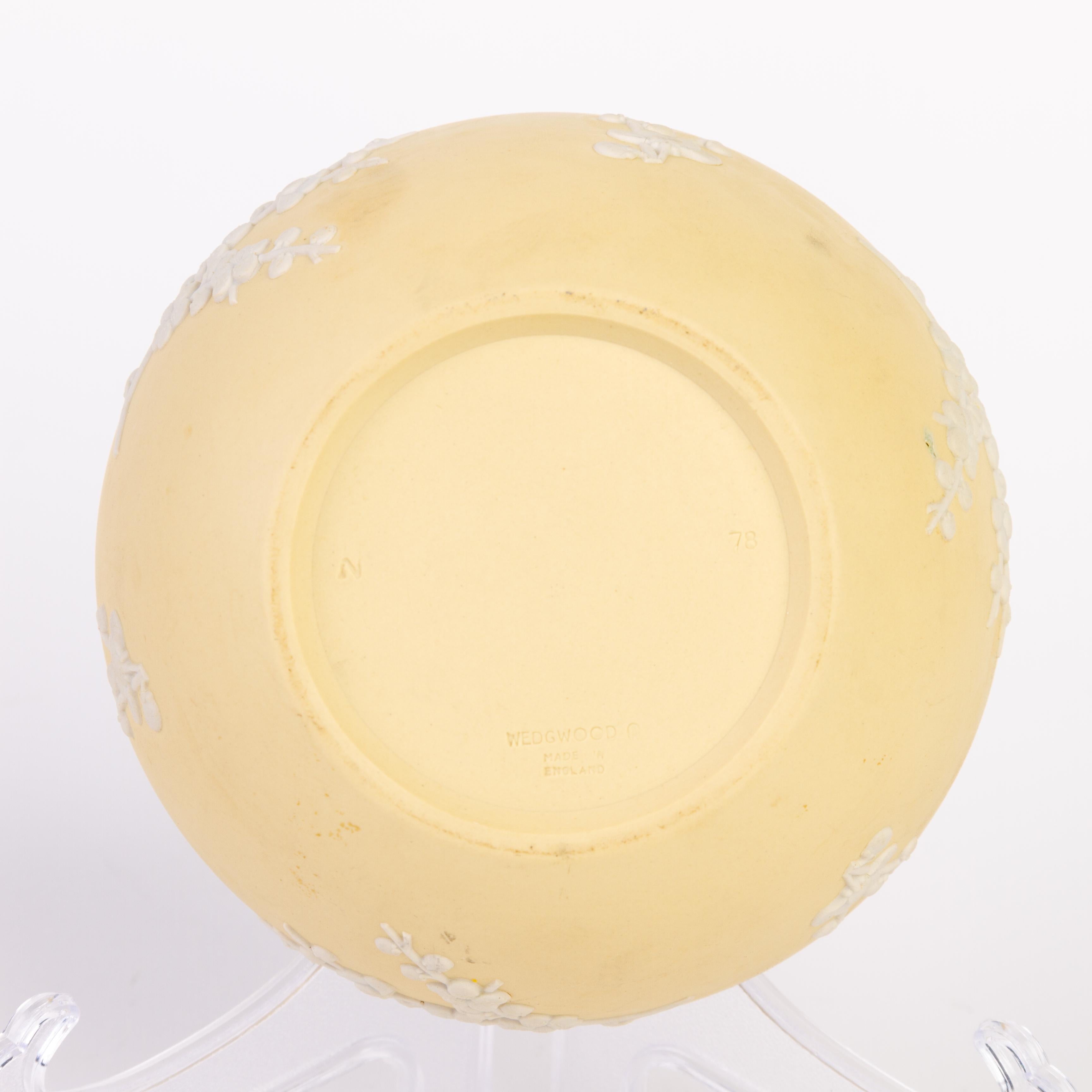 20th Century Wedgwood Primrose Yellow Jasperware Prunus Bowl  For Sale