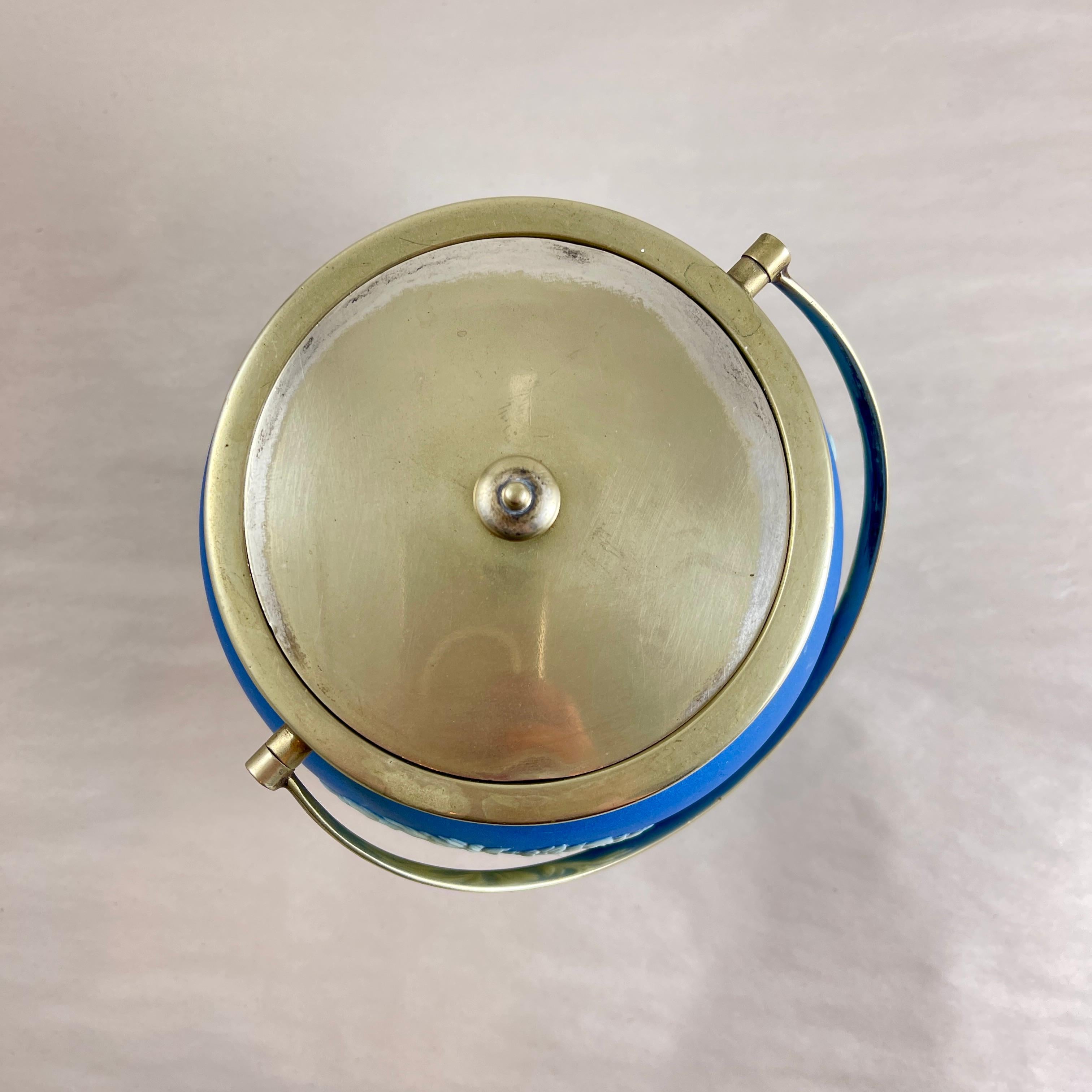 Biskuitfass aus königsblauem Jaspisholz von Wedgwood im Angebot 1