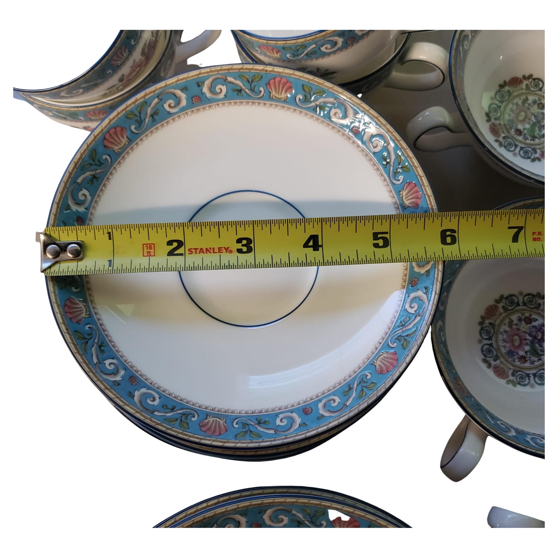 Wedgwood Runnymede Conchas Rosa Turquesa, Centro Floral 71 Piezas Vajilla en venta 3