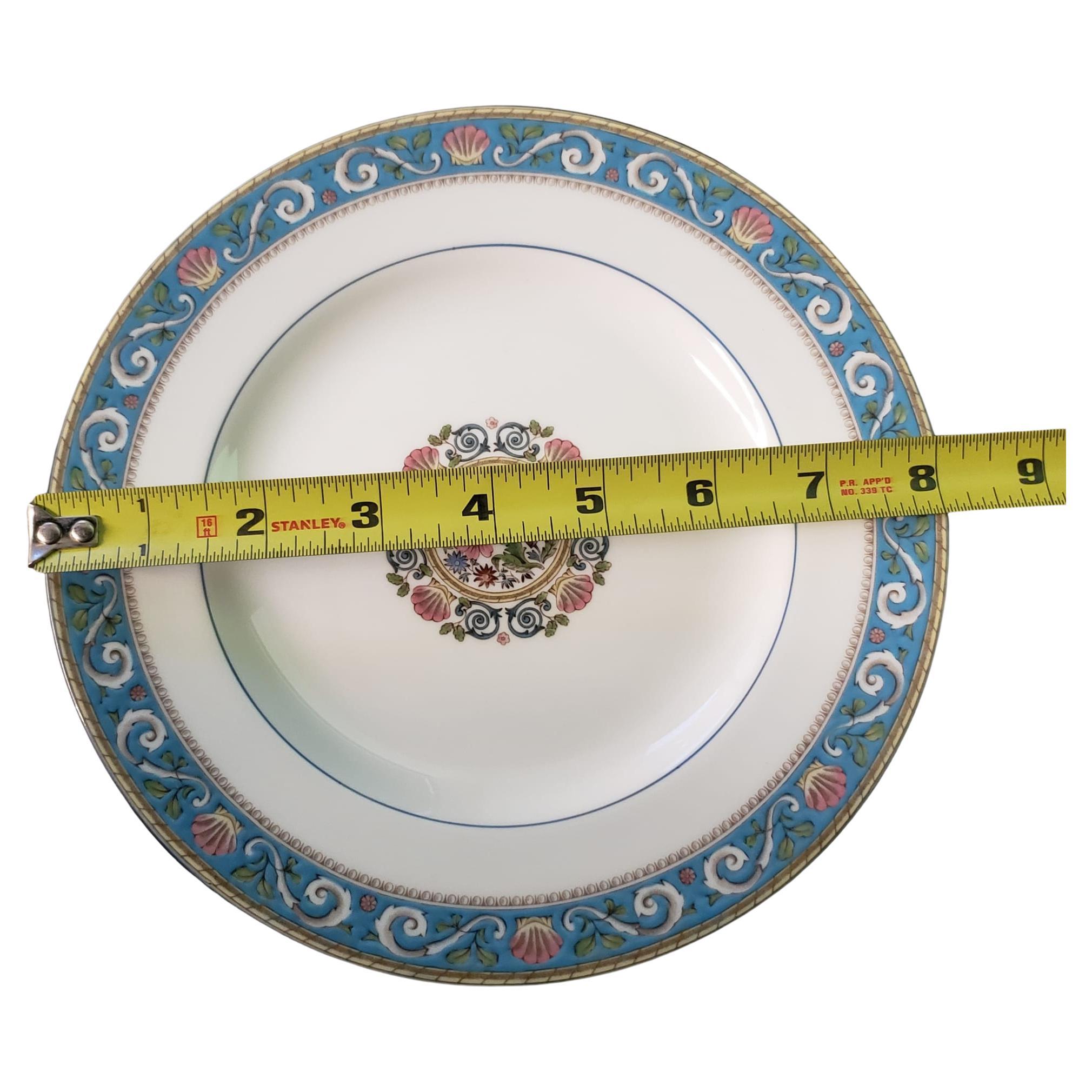 Wedgwood Runnymede Conchas Rosa Turquesa, Centro Floral 71 Piezas Vajilla Hueso en venta