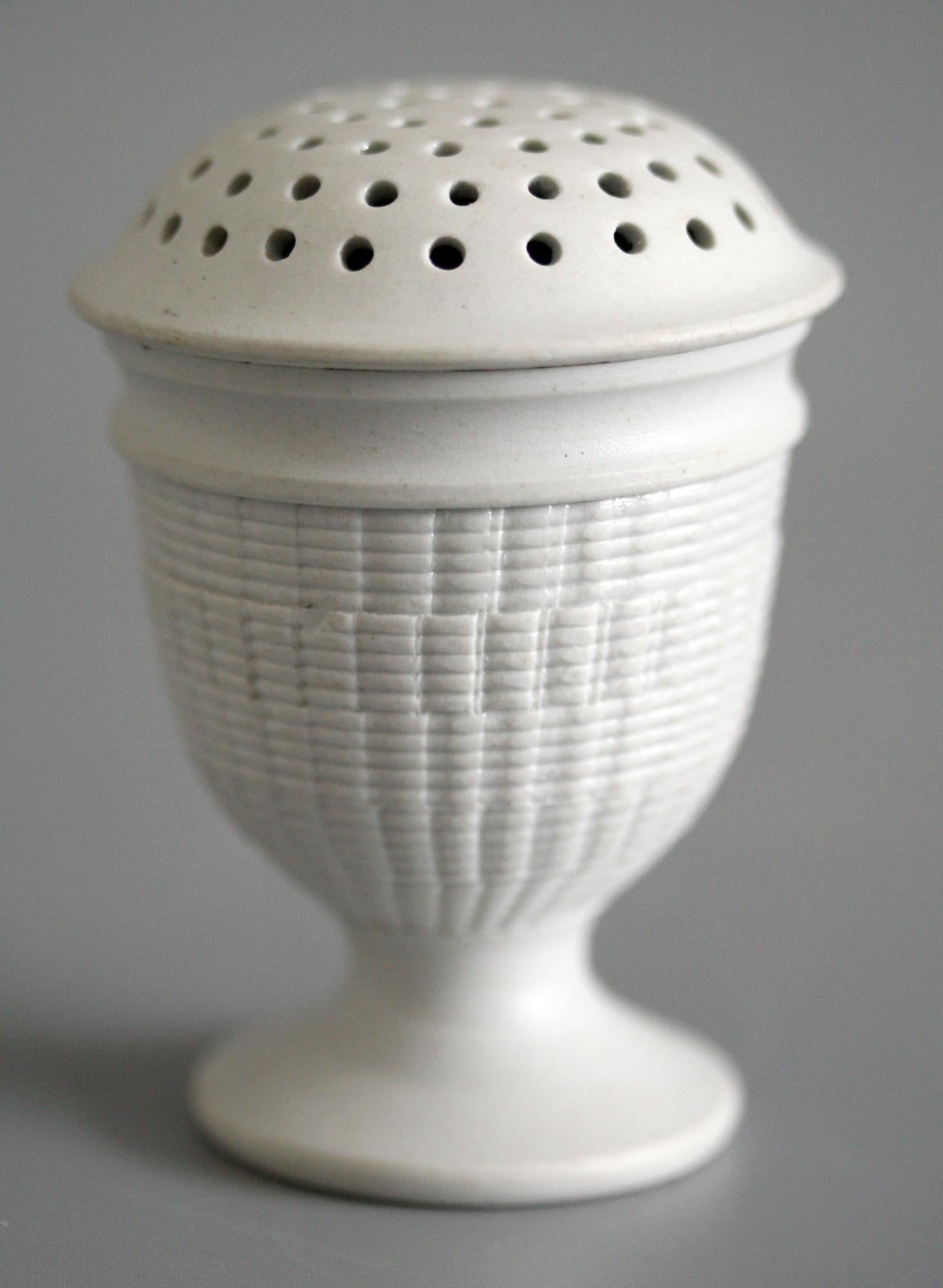 Wedgwood Salt Glazed White Stoneware Pounce Pot, circa 1780 3