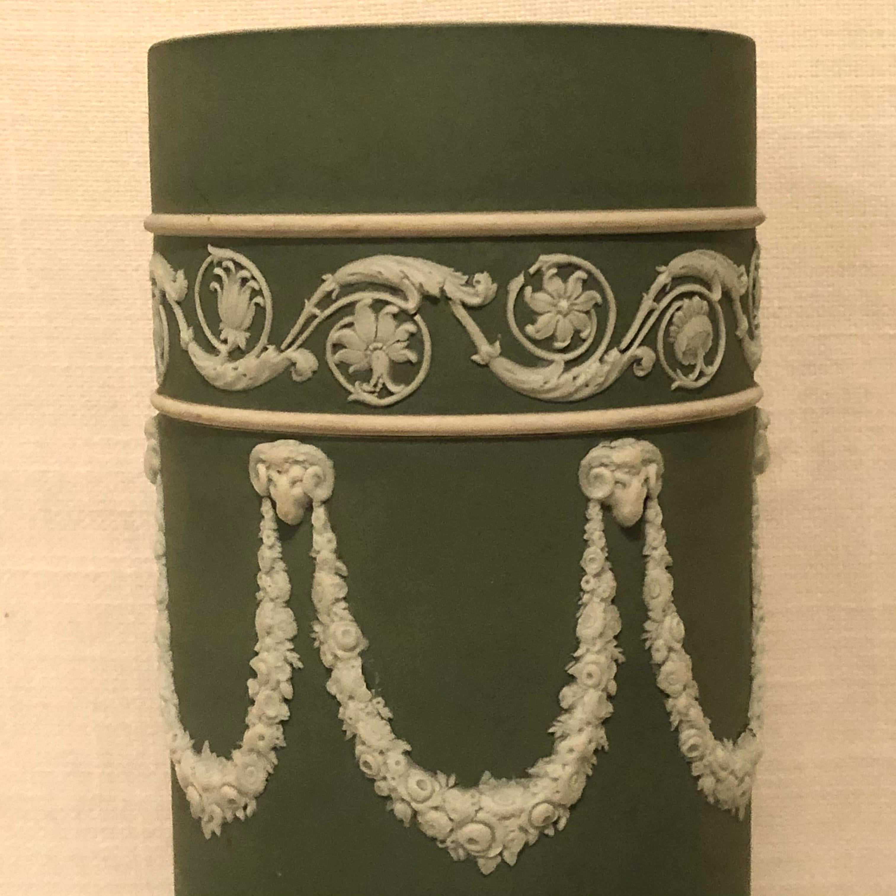 Neoclassical Revival Wedgwood Tall Green Vase Decorated with Rams Heads and Lilies of the Valley