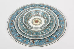 Wedgwood Turquoise China Dinner Service for 12, 92 Pieces Total, Florentine