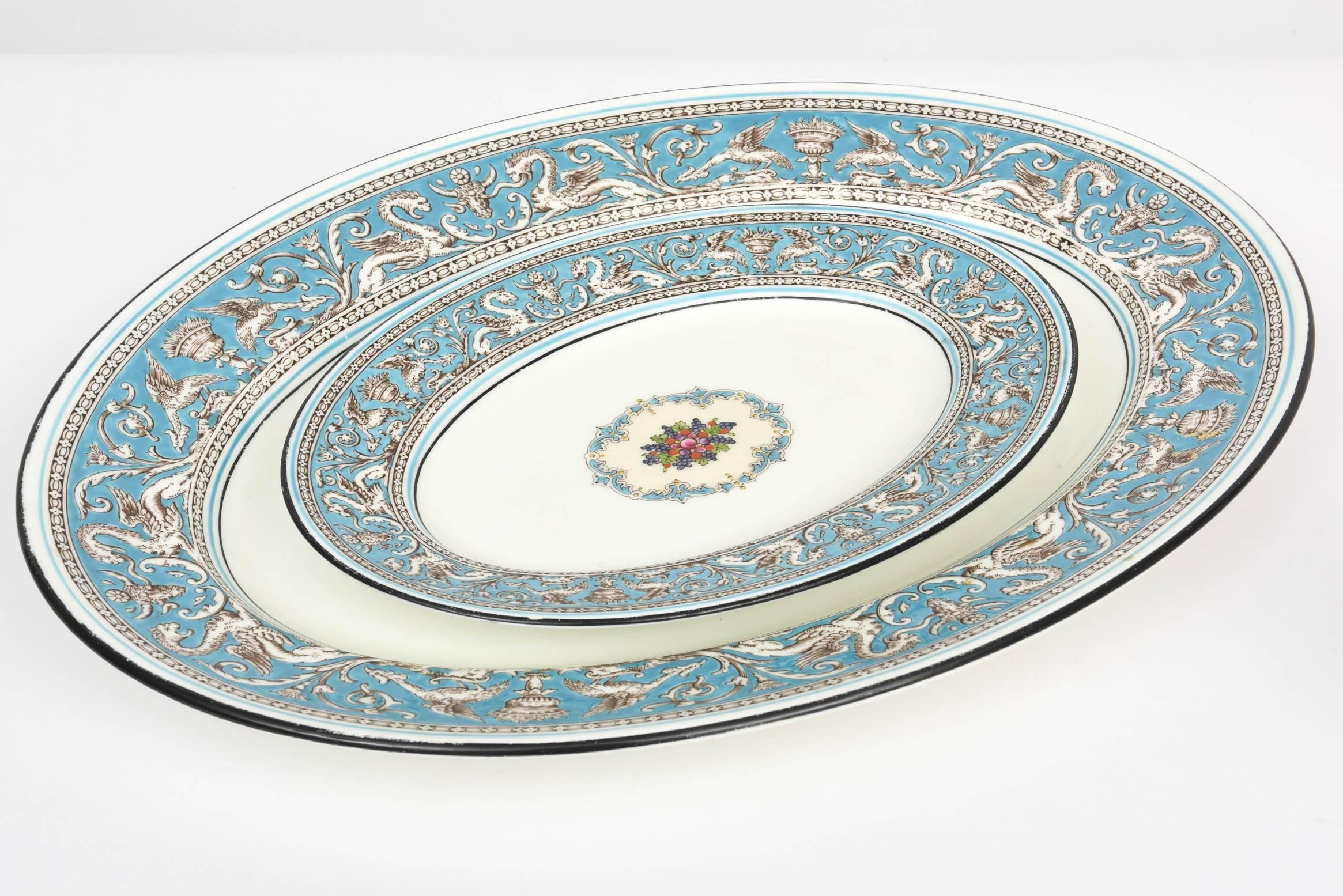 English Wedgwood Turquoise China Dinner Service for 12, 92 Pieces Total, Florentine