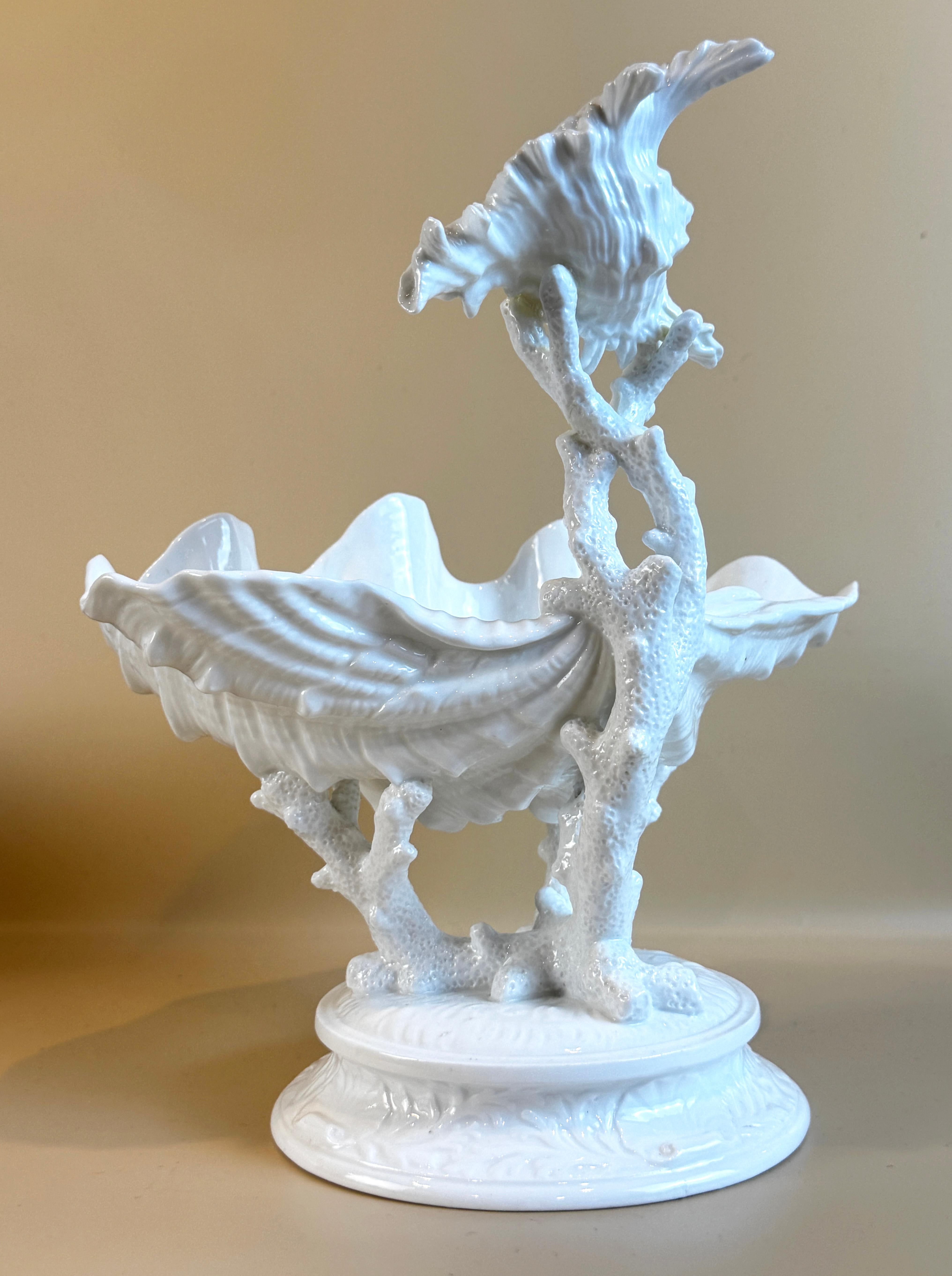 Wedgwood Two Tier Shell & Coral Centerpiece, Early 20th Century In Good Condition For Sale In Philadelphia, PA