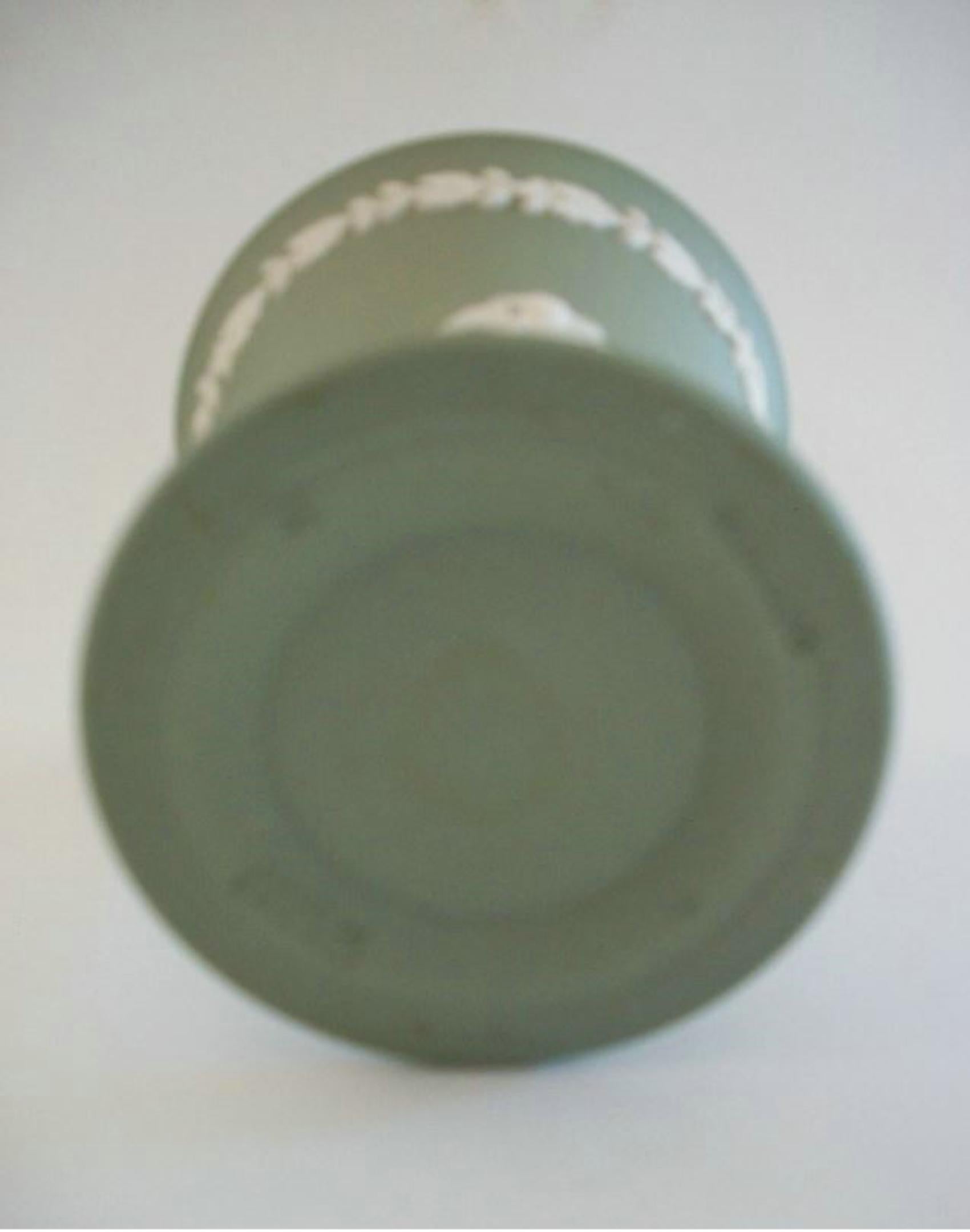 WEDGWOOD - Vaso Four Seasons in diaspro verde d'epoca - K.K. - Fine XX secolo in vendita 1