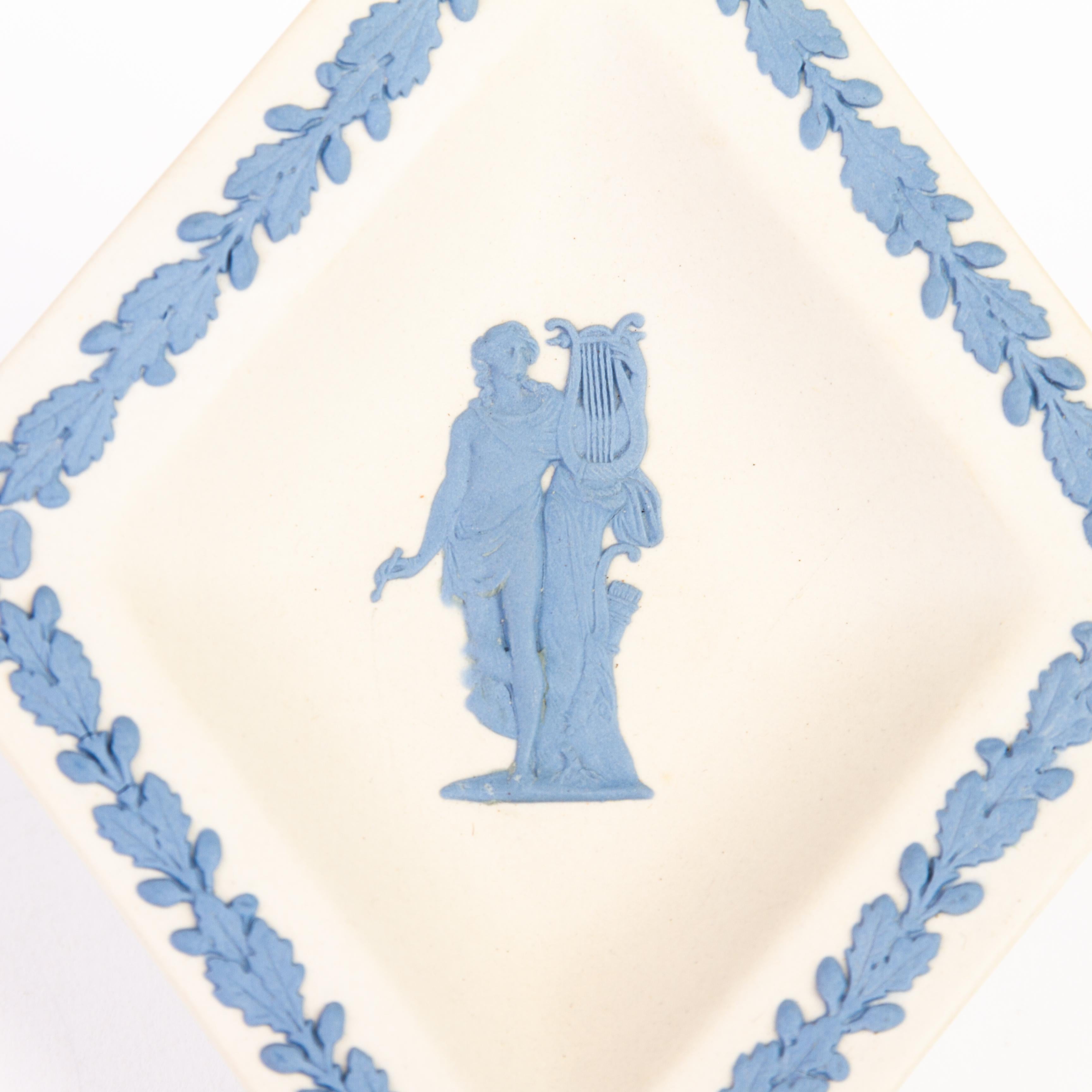From a private collection.
Free international shipping
Wedgwood White & Blue Jasperware Neoclassical Dish 