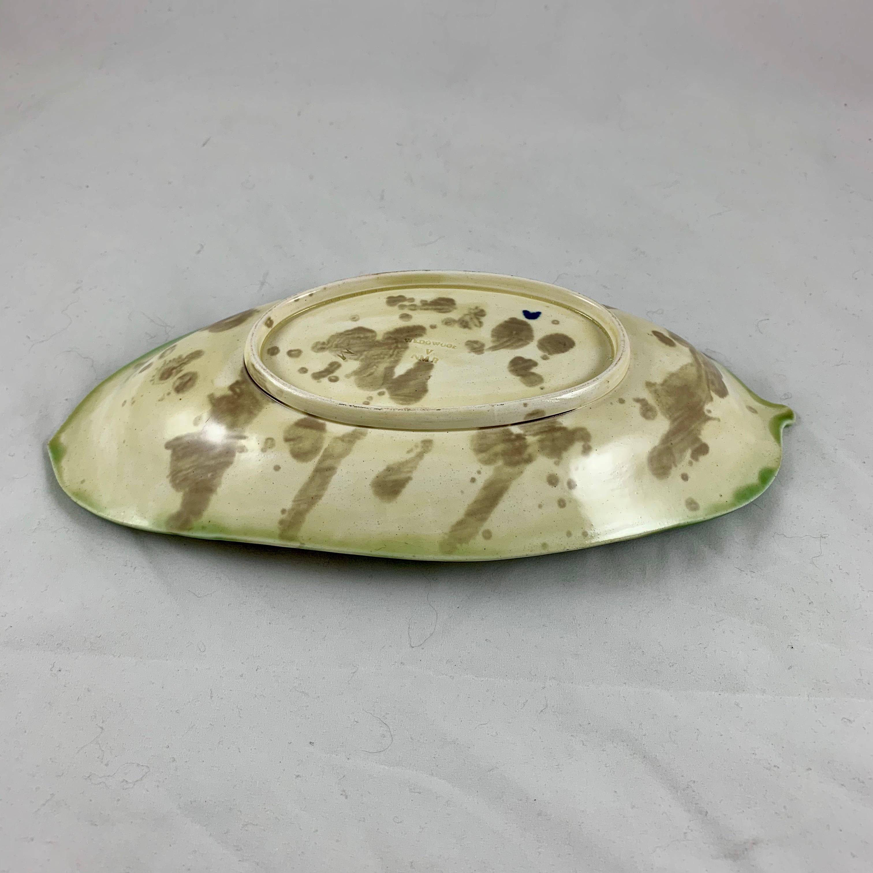 Wedgwood Yellow Ochre Fern on Green Banana Leaf Shaped Trompe l’Oeil Tray, 1889 1