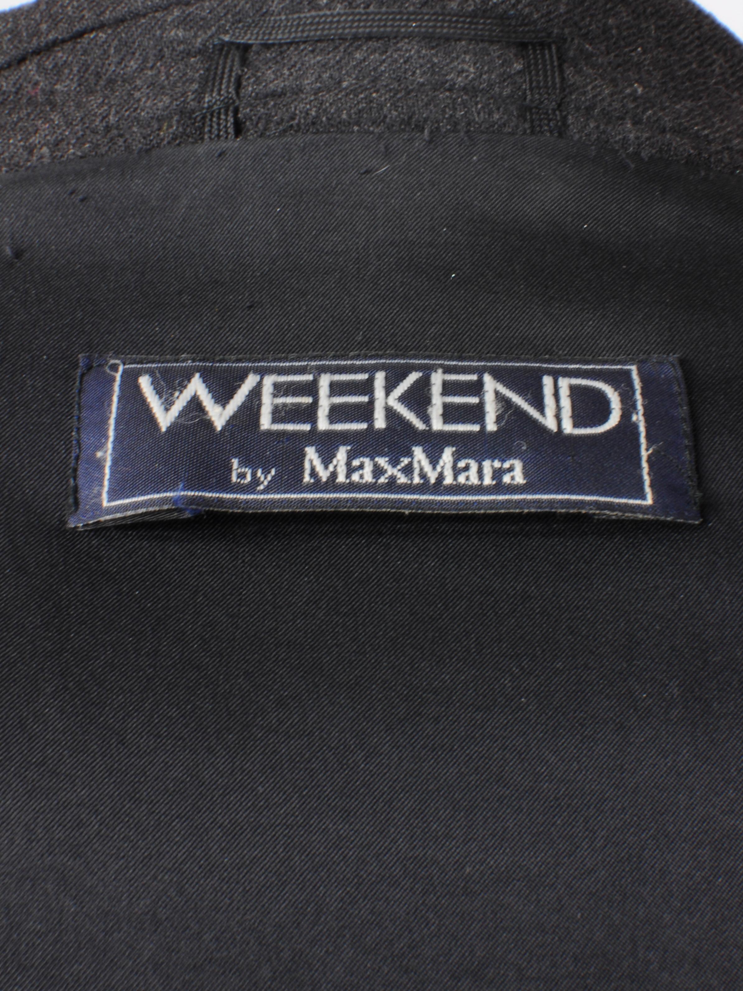 Weekend by Max Mara Single Breasted Blazer with Safari Pockets 1990s For Sale 4