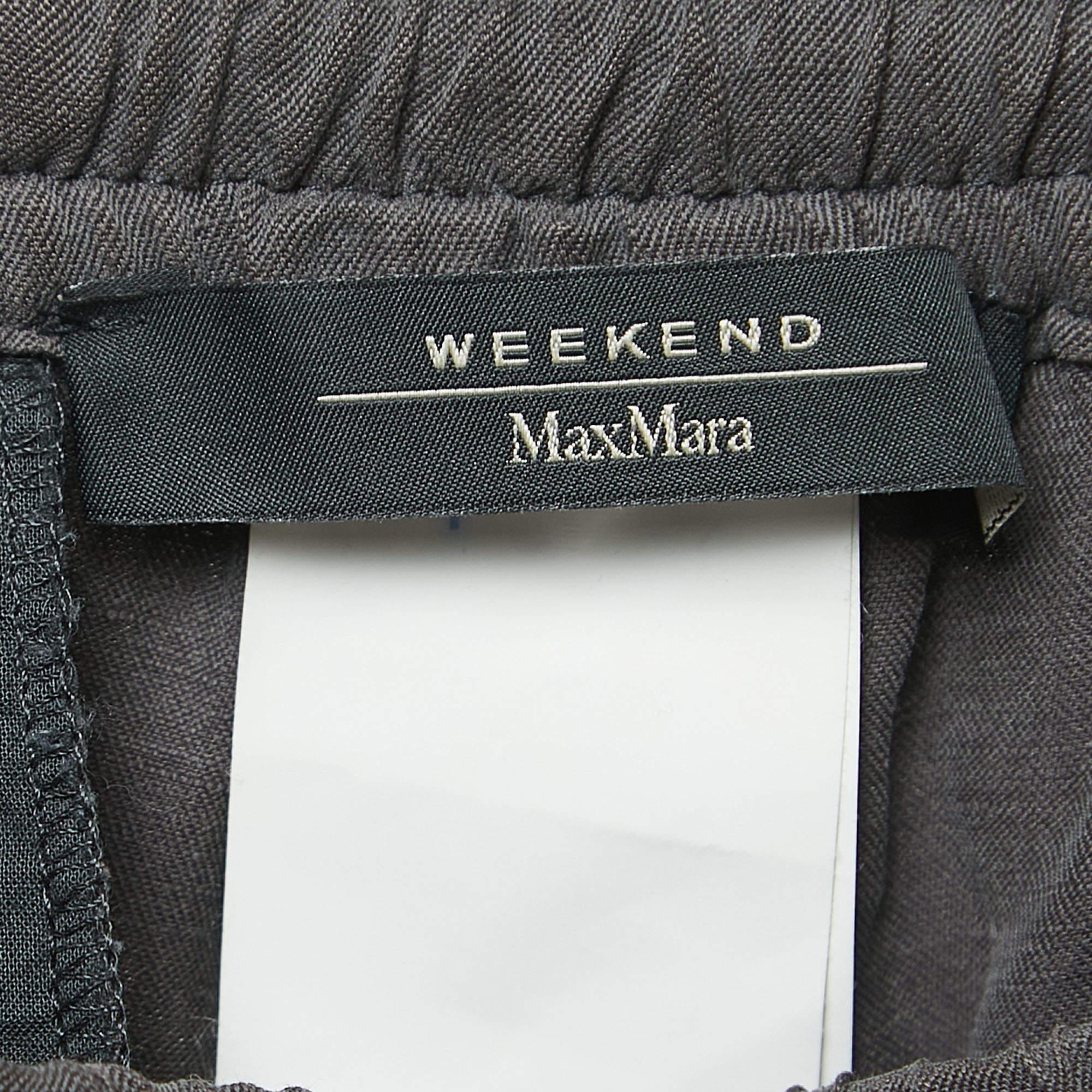 Weekend Max Mara - Pantalon à cordon coulissant en soie grise S Bon état - En vente à Dubai, Al Qouz 2