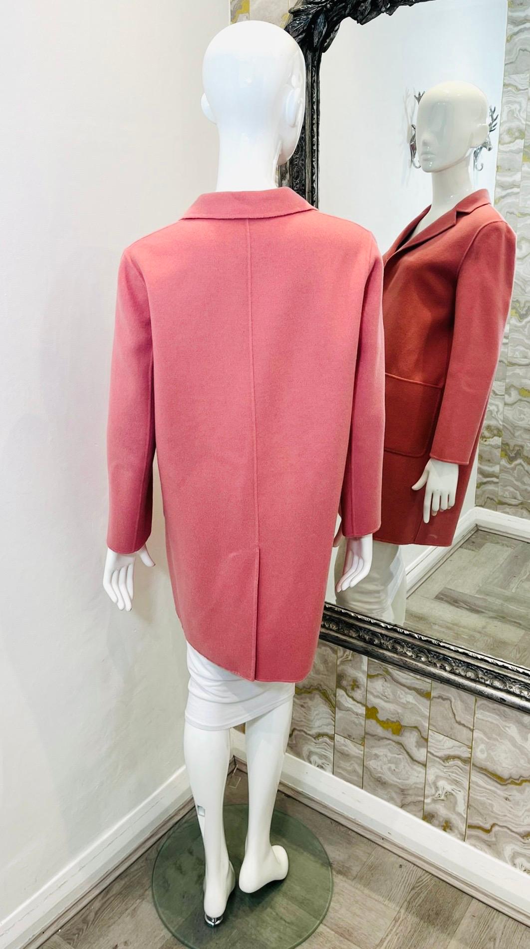 Weekend Max Mara Virgin Wool Coat In Excellent Condition For Sale In London, GB