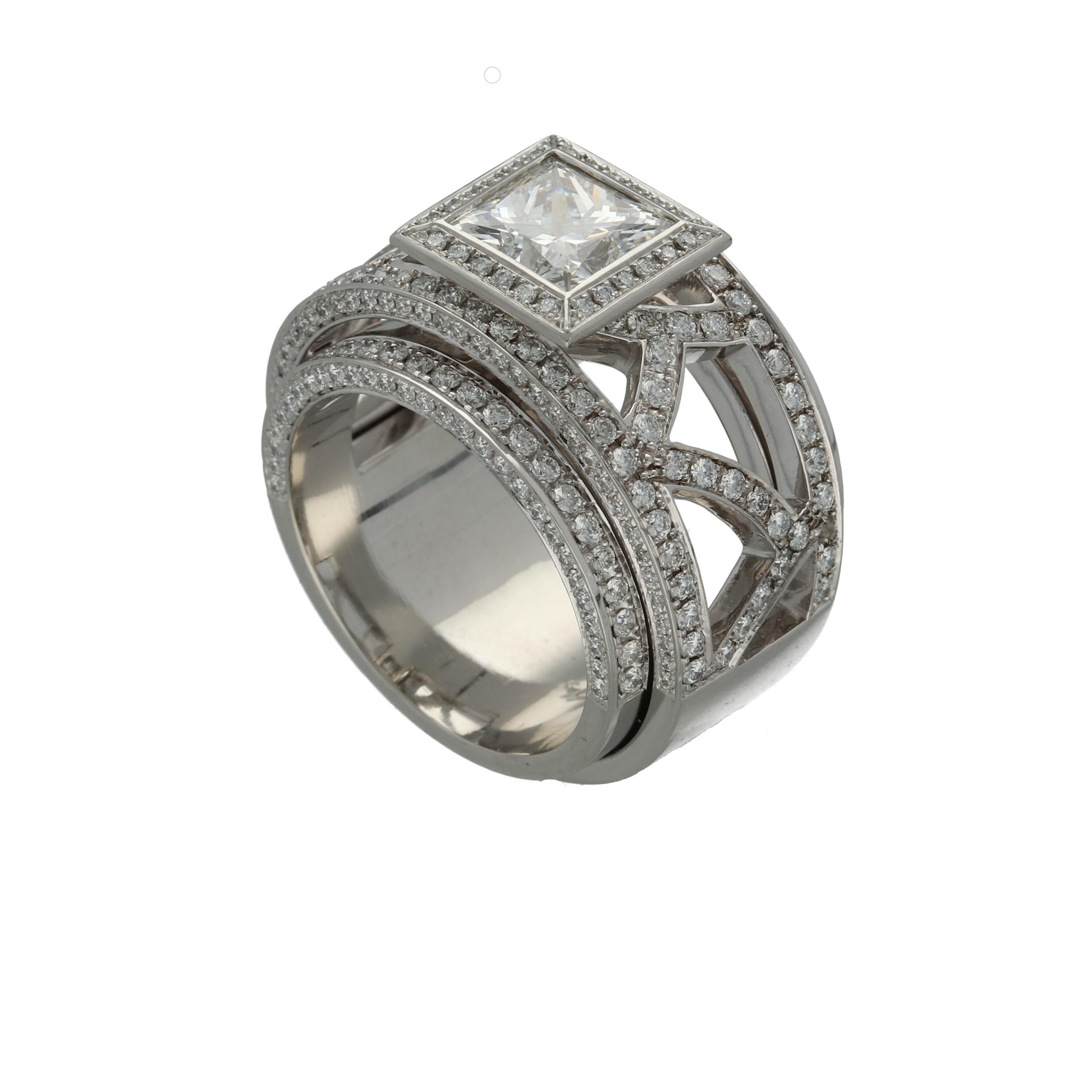 Contemporary Weggenmann 'Euphoria' Platinum Diamonds Cocktail Ring For Sale
