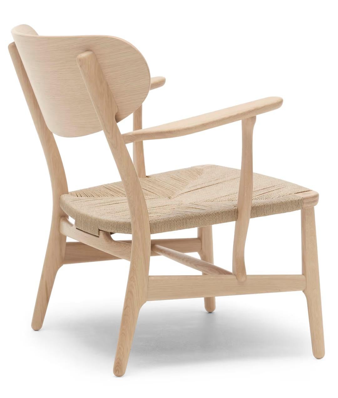 Wegner 'CH22' Stuhl aus Eiche, weiß, Öl und natürlicher Papierkordel, für Carl Hansen & Sohn (Moderne der Mitte des Jahrhunderts) im Angebot