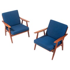 Wegner GE-270 Lounge Chairs