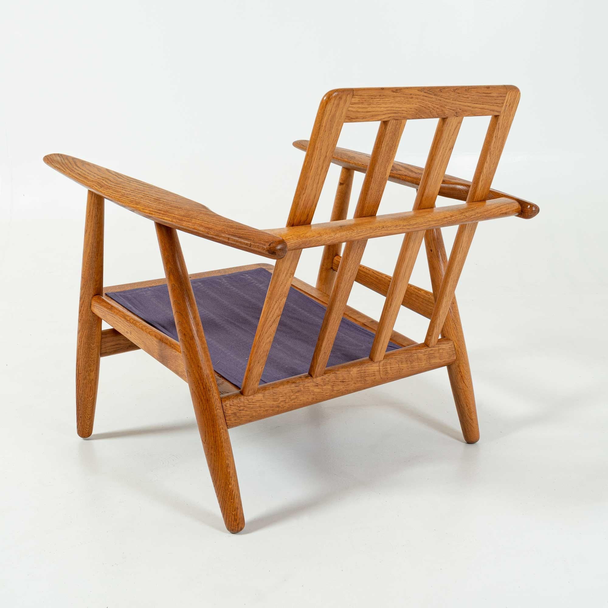 Wegner GE240 Cigar Lounge Chair and ottoman in Oak and HBF Martini Green Velvet 5