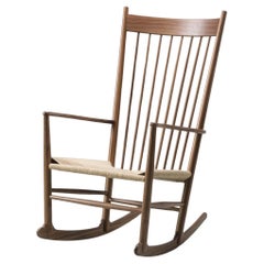 Wegner J16 Rocking Chair - Oiled Walnut/Natural Paper Cord by Hans J. Wegner 
