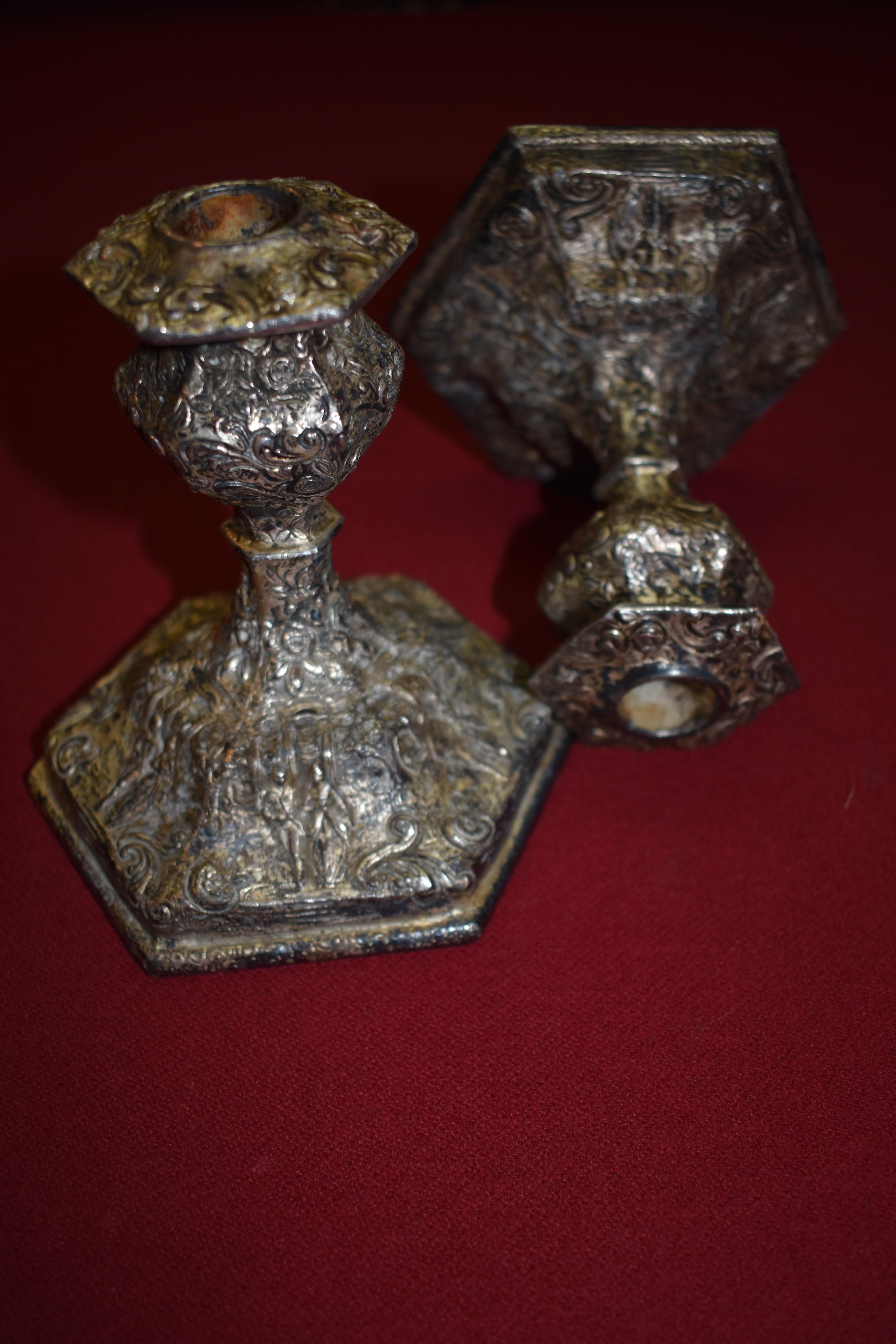 American Colonial Weidlich Bros. Silver Plate Candle Holders circa 1922 Bridgeport, Ct  For Sale