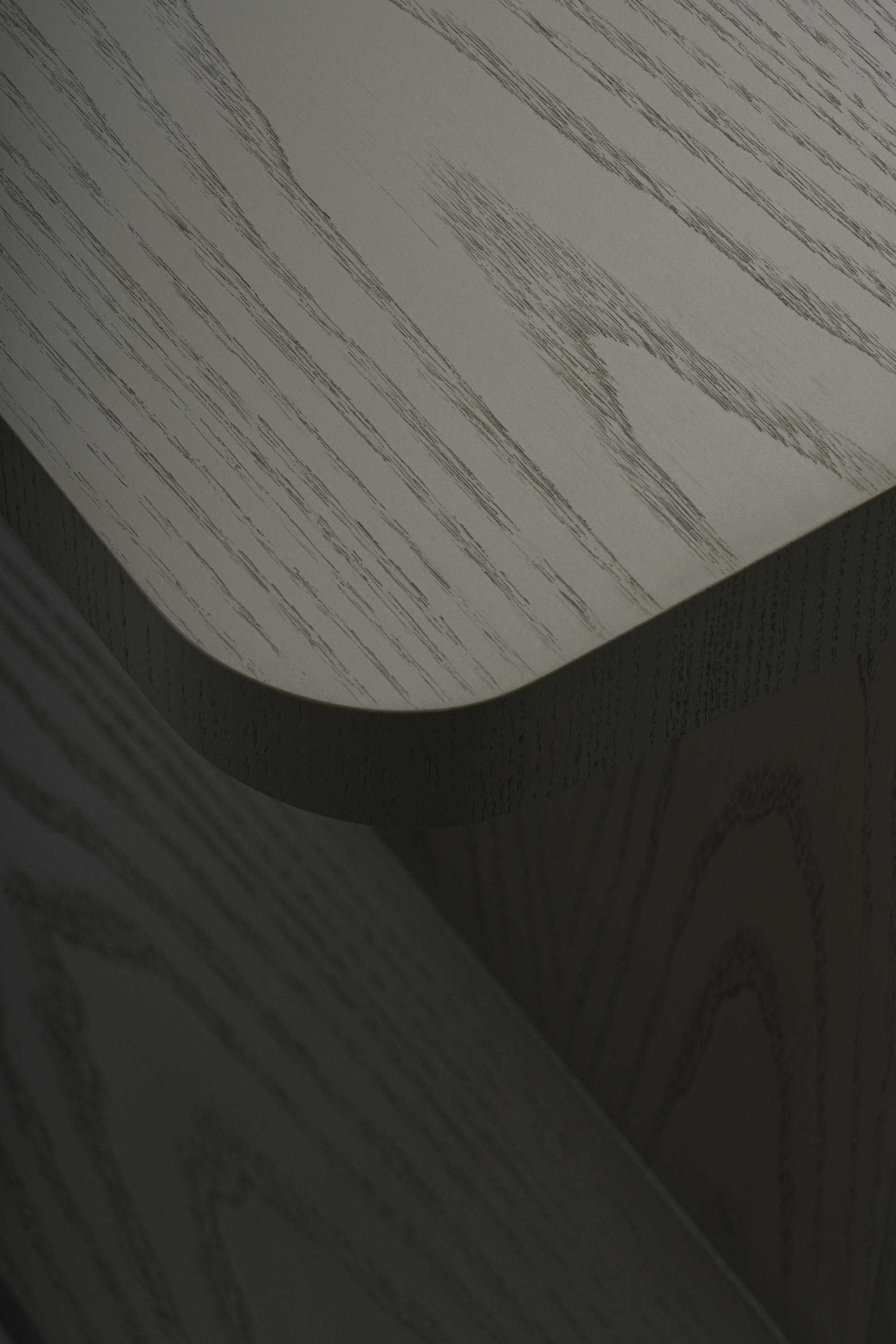 Postmoderne Table d'appoint Weight of Shadow d'Atelier V&F en vente