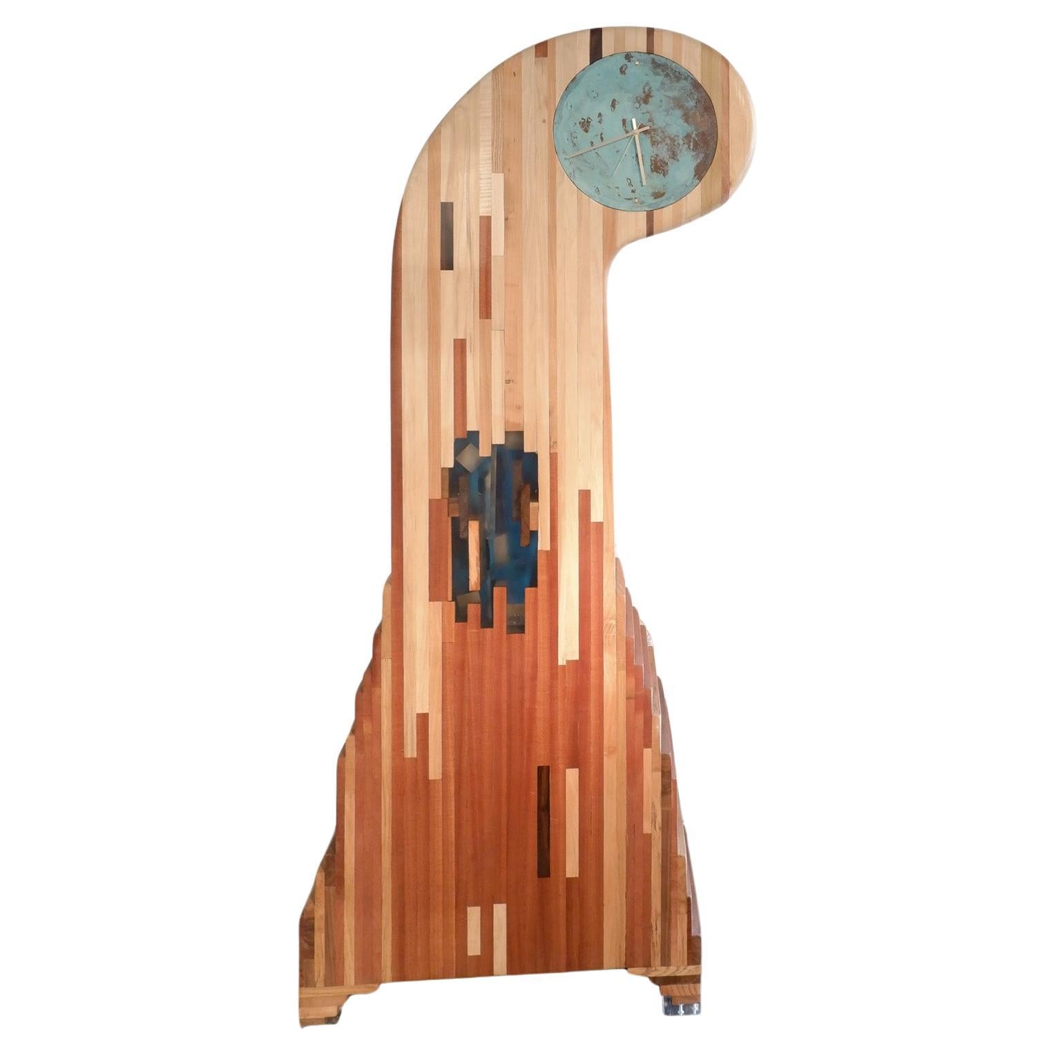 Gewicht der Zeit Großvater-Uhr aus Holz von Andrea Zambelli im Angebot
