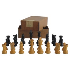 Gewichtes Club Chess-Set mit Kings Staunton-Muster Nr. 5, Karton, um 1930