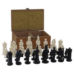 Weighted Resin Chess Set Game in Jointed Wood Box Kings, Ca 1930s