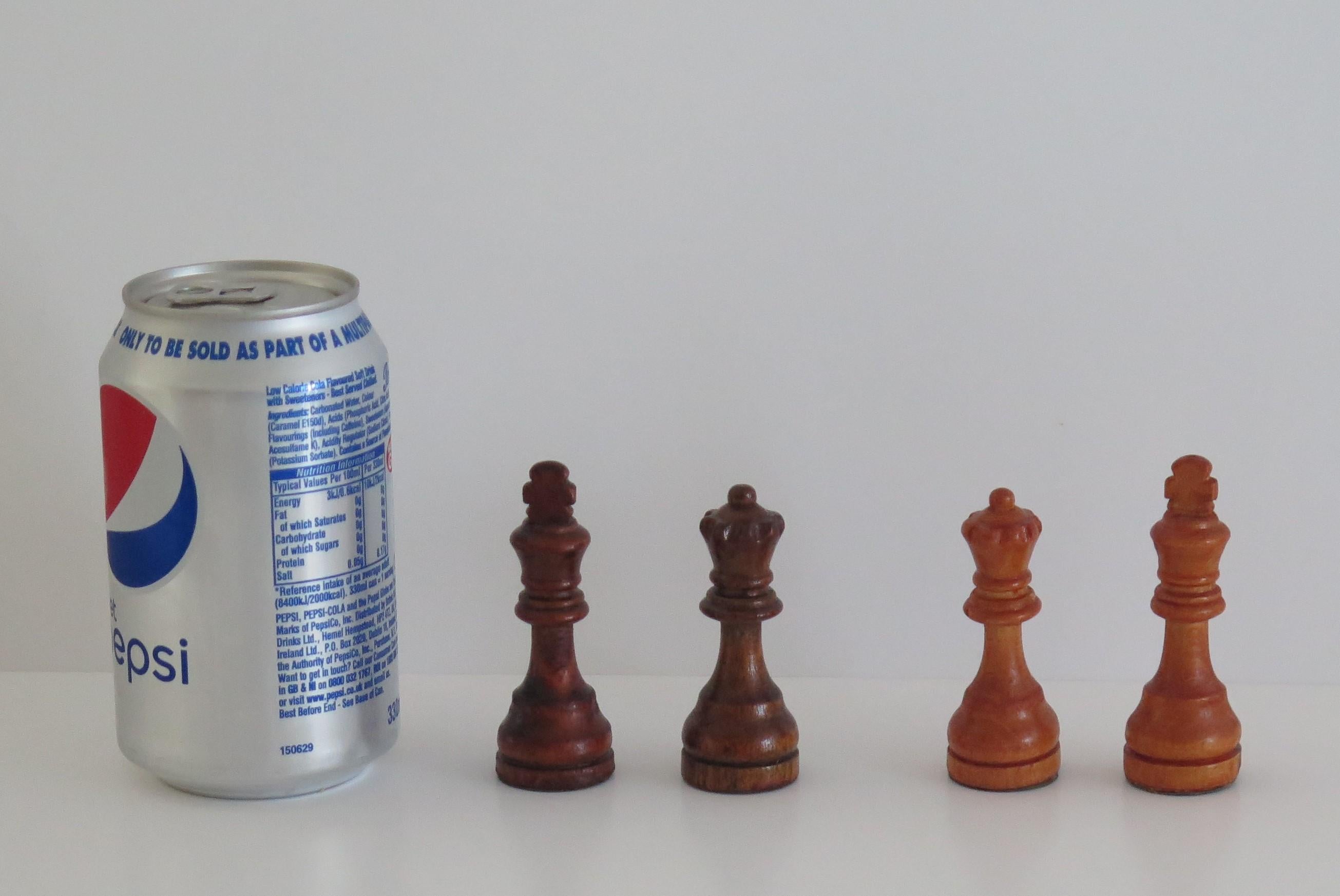Weighted Wood Chess Set by John Jaques of London in Wood Box Kings, ca 1950  For Sale 8