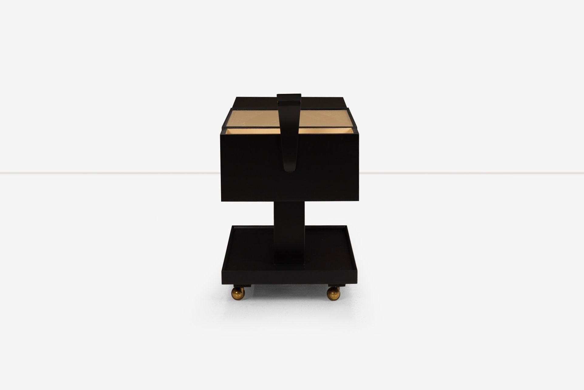 Appliqué Weiman Bar Cart with Serving Extension For Sale