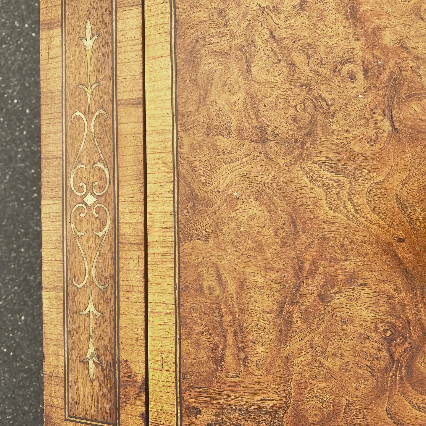 Burl Wood And Brass Inlaid Nesting Table With Top Compartment By Weiman 2