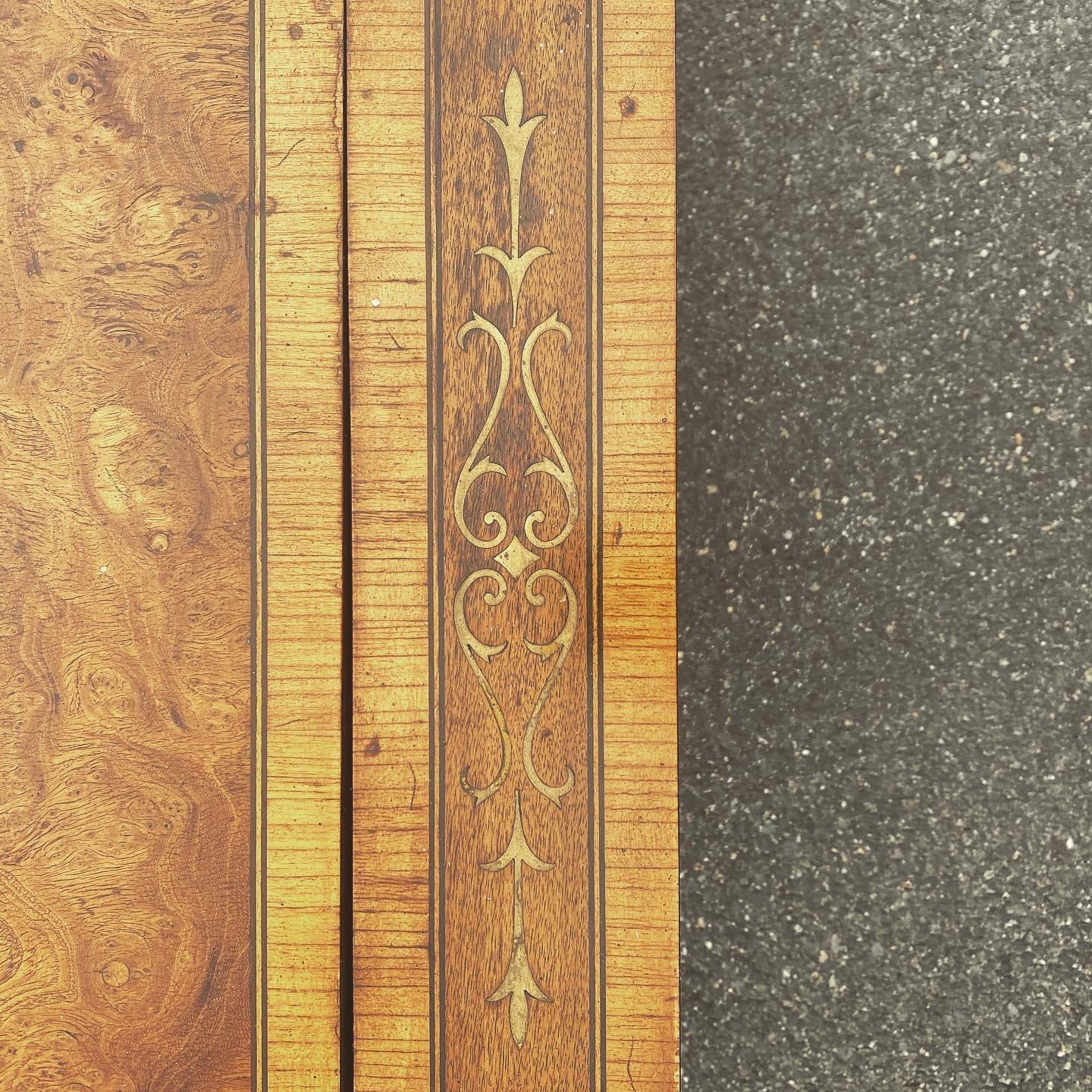Burl Wood And Brass Inlaid Nesting Table With Top Compartment By Weiman 4