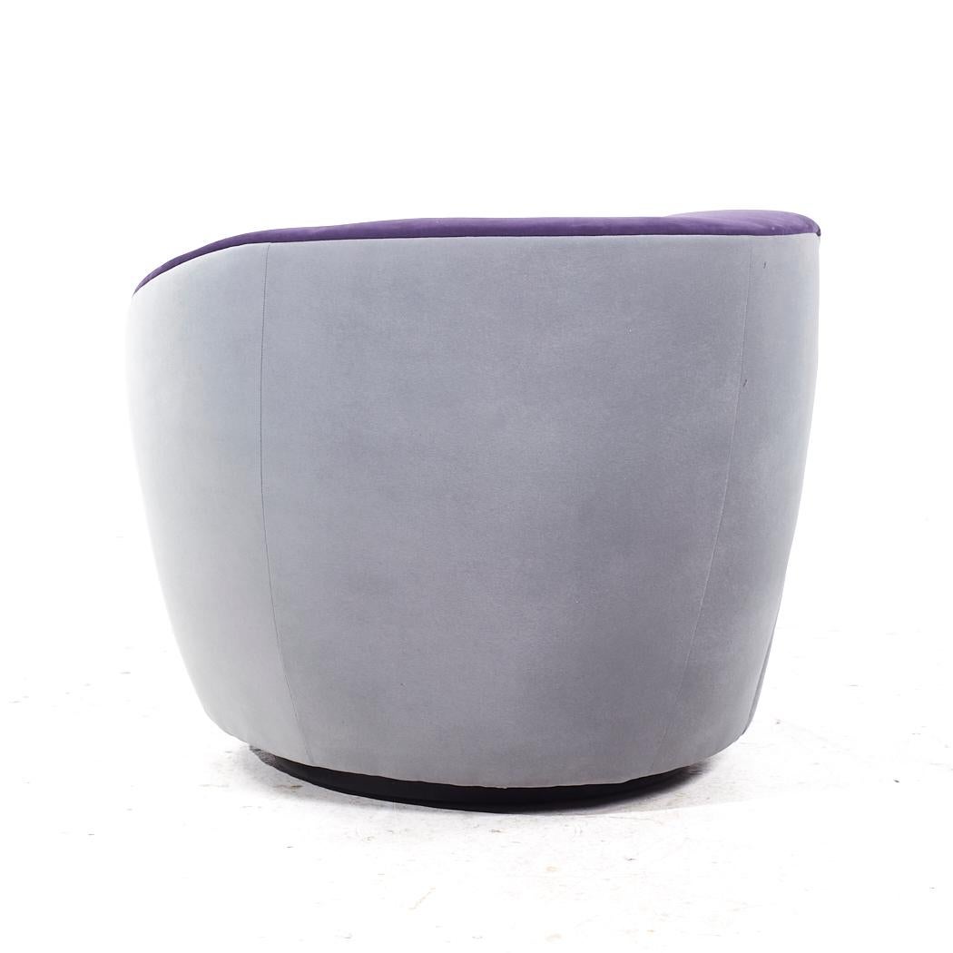 Paire de chaises pivotantes postmodernes Weiman Nautilus en vente 2