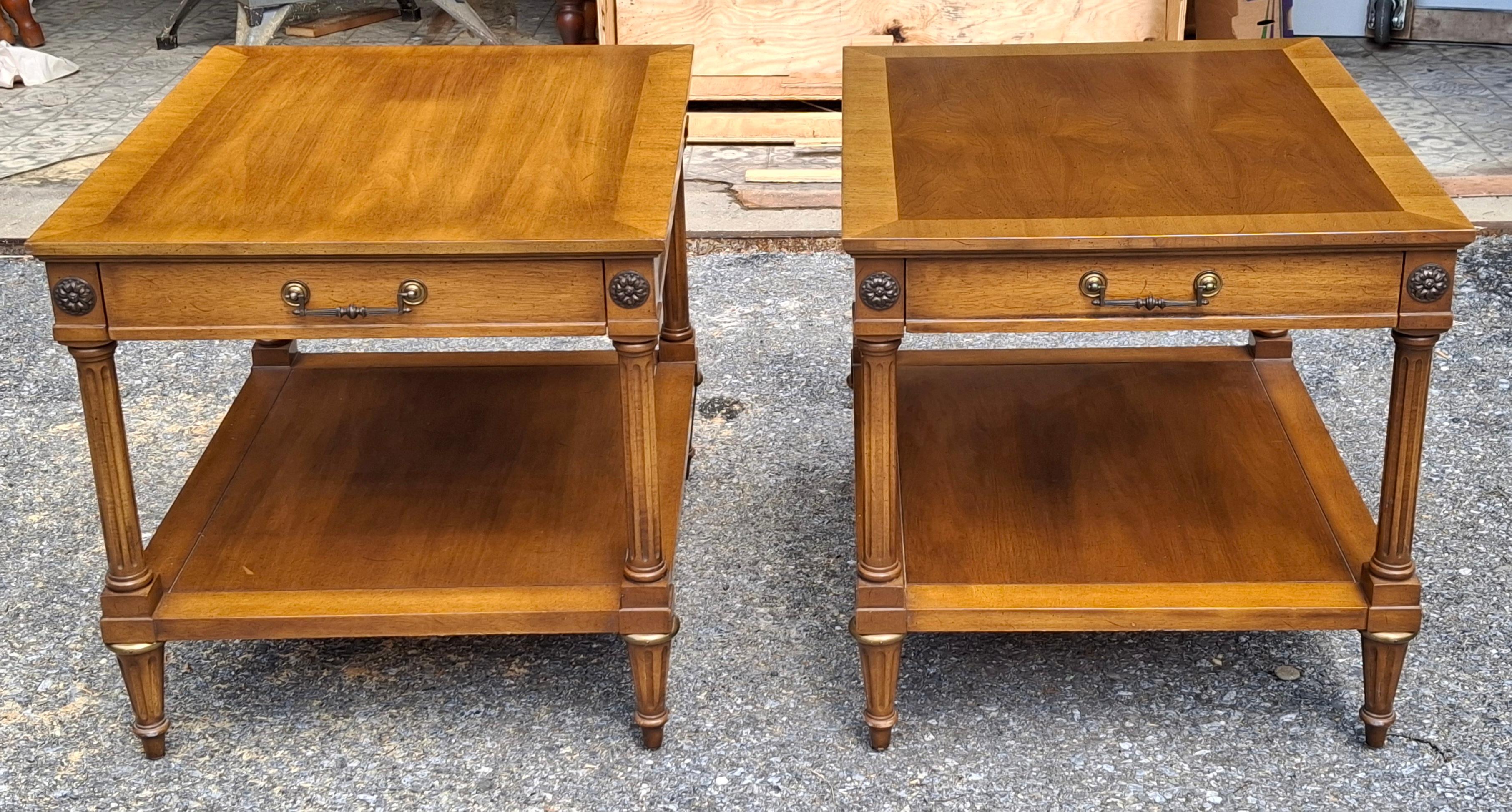 Tavolini in noce a fasce incrociate neoclassici di Weiman Rockwood Collection'S in vendita 3