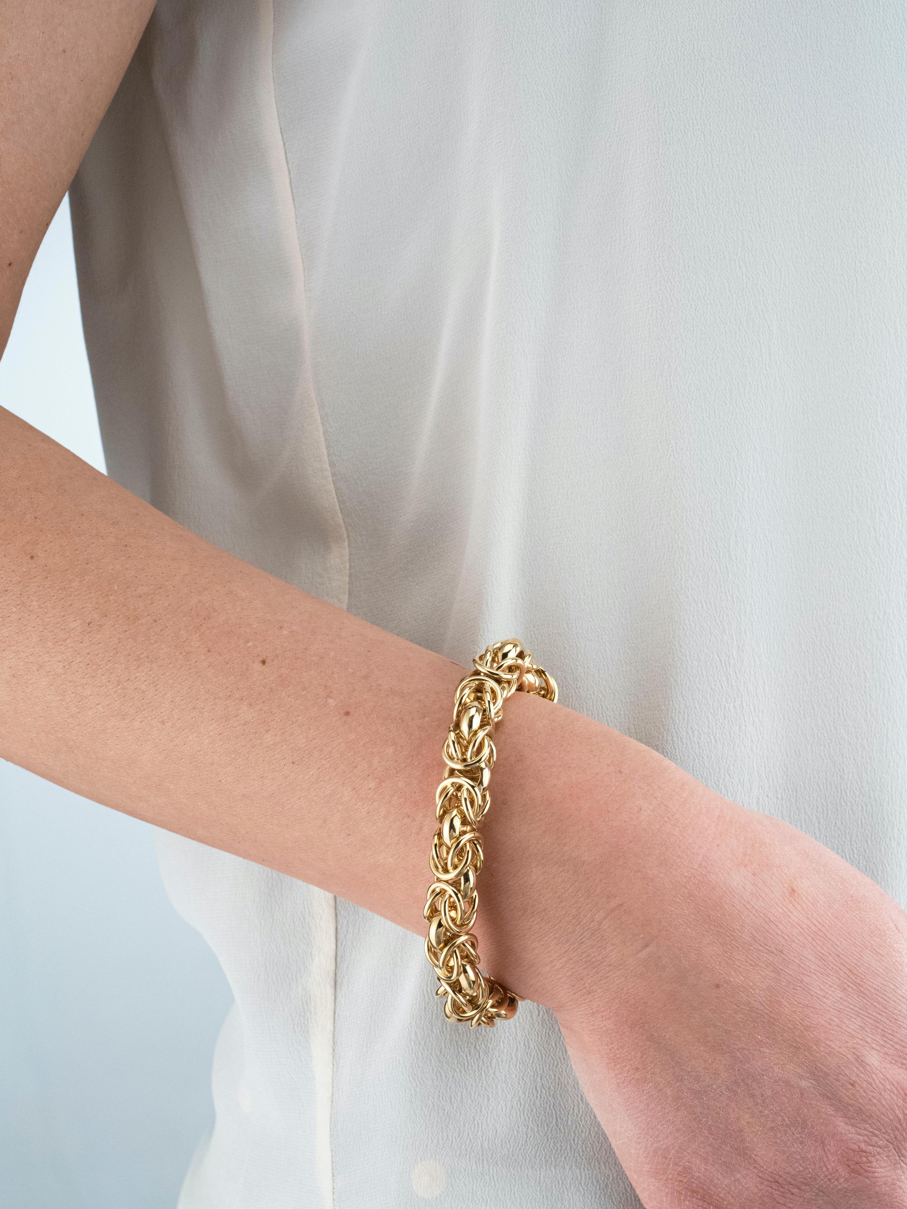 Weingrill 18 Karat Yellow Gold Woven Link Bracelet In New Condition For Sale In Cattolica, IT