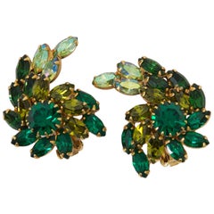 Vintage Weiss Green Rhinestone Earrings