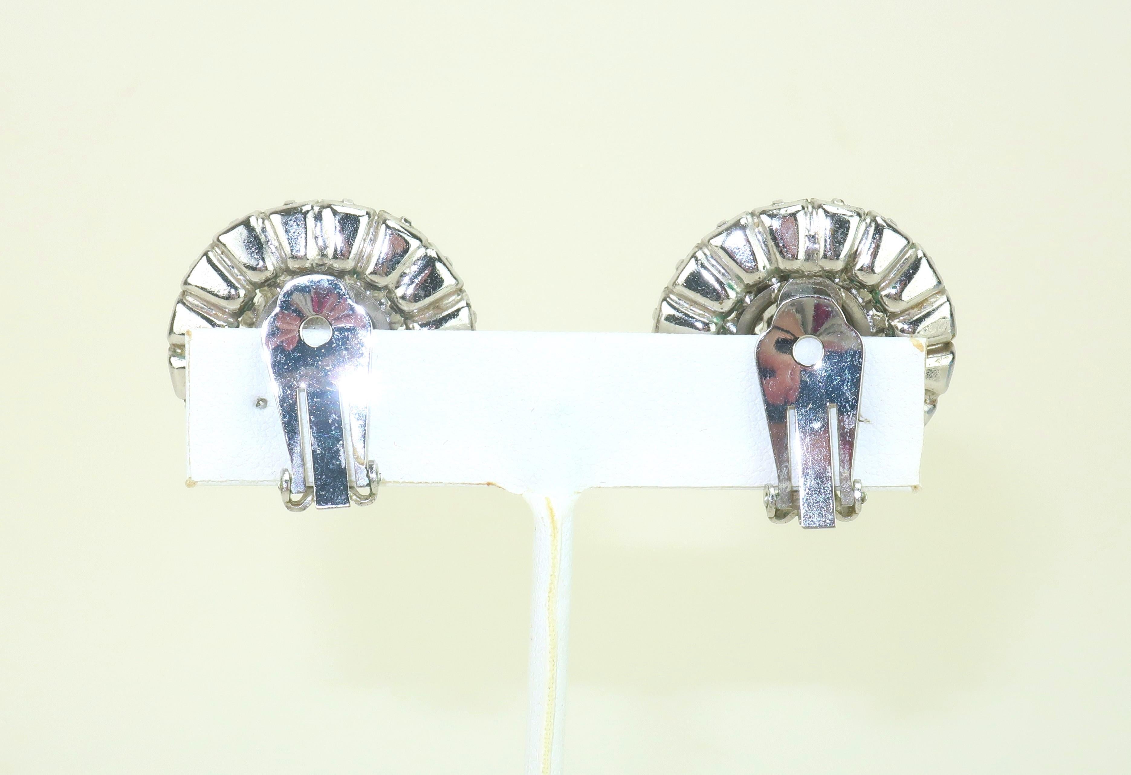 Women's WEISS Rhinestone Cluster Clip-On Earrings, 1950’s For Sale