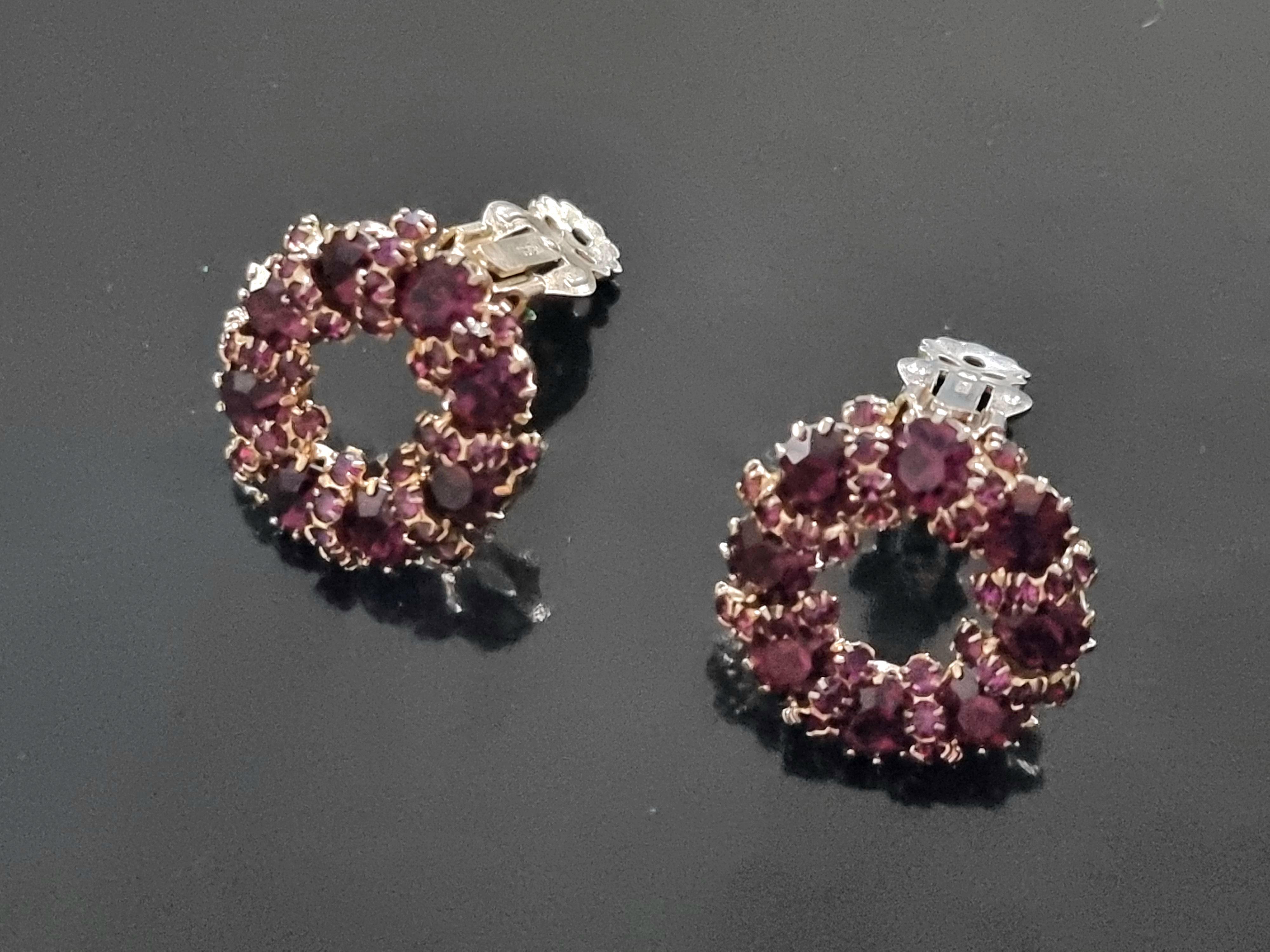 Women's Weiss USA, Clip-on Earrings, vintage from the 50s For Sale