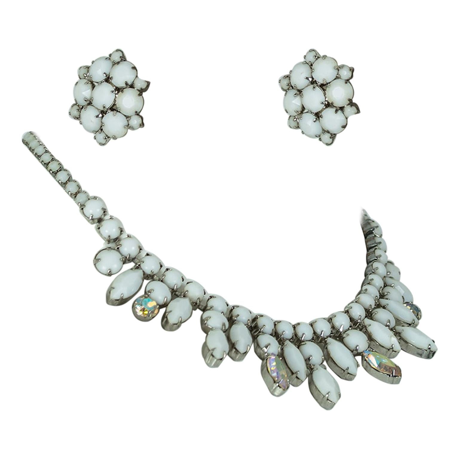 Weiss White Jasper and Crystal Fringe Collar Necklace and Earring Suite, 1960s For Sale