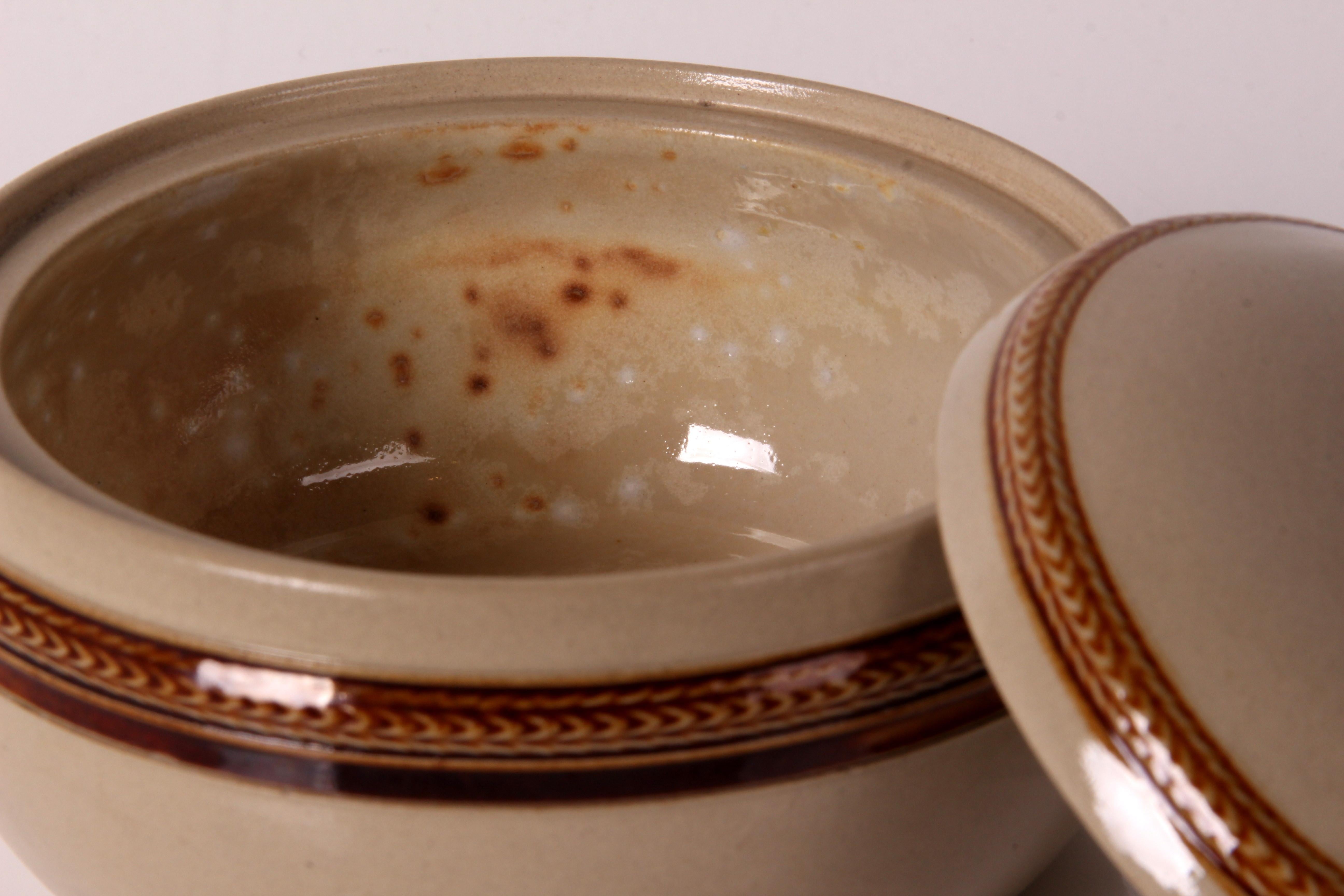 Pottery WEKARA art deco 20s 30s salt glaze jewelry can confectionery box South. Germany For Sale