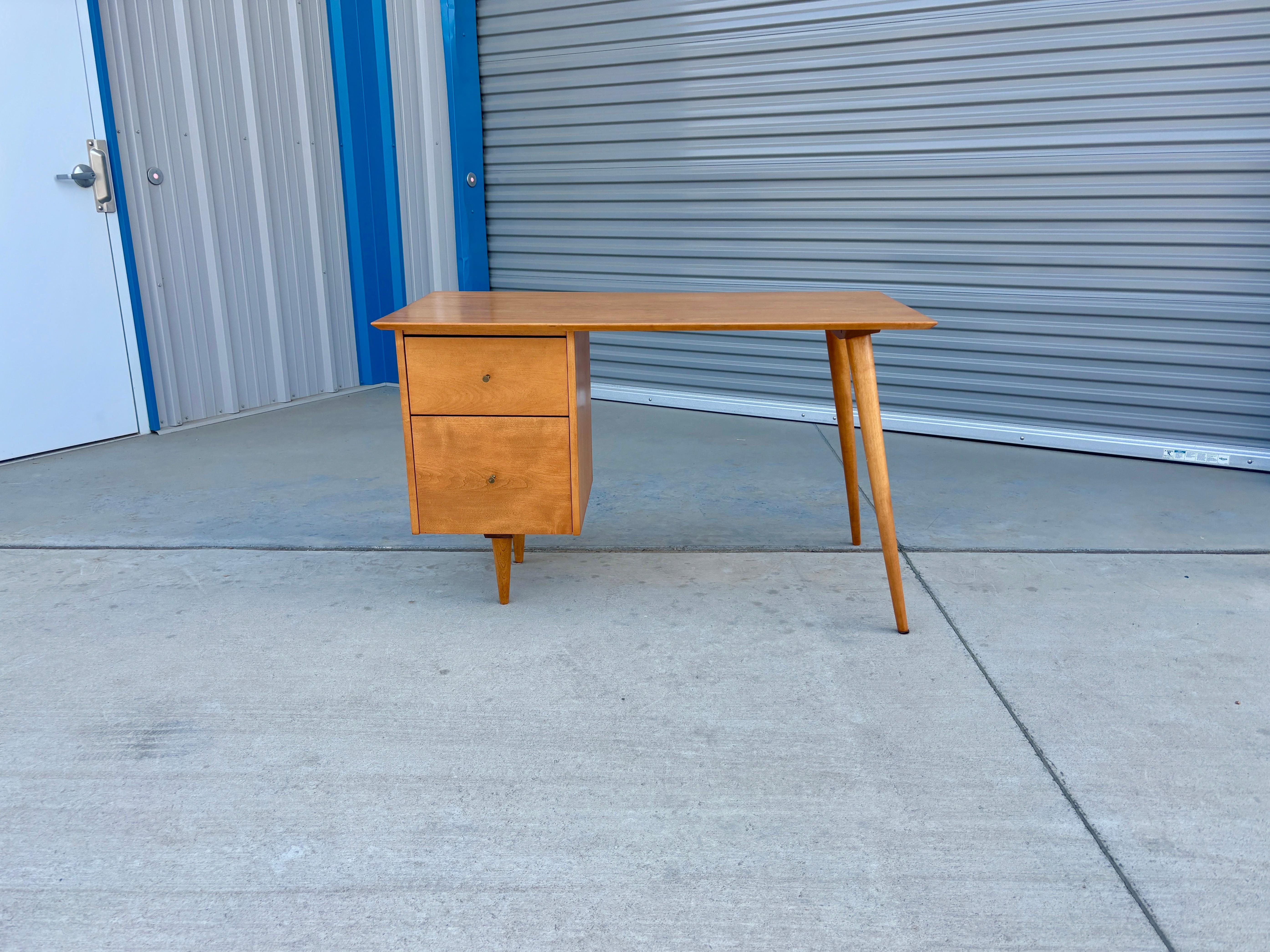 Mid-Century Modern Welcome to Mid-Century NoHo Mid Century Maple Desk by Paul McCobb for Winchendon For Sale
