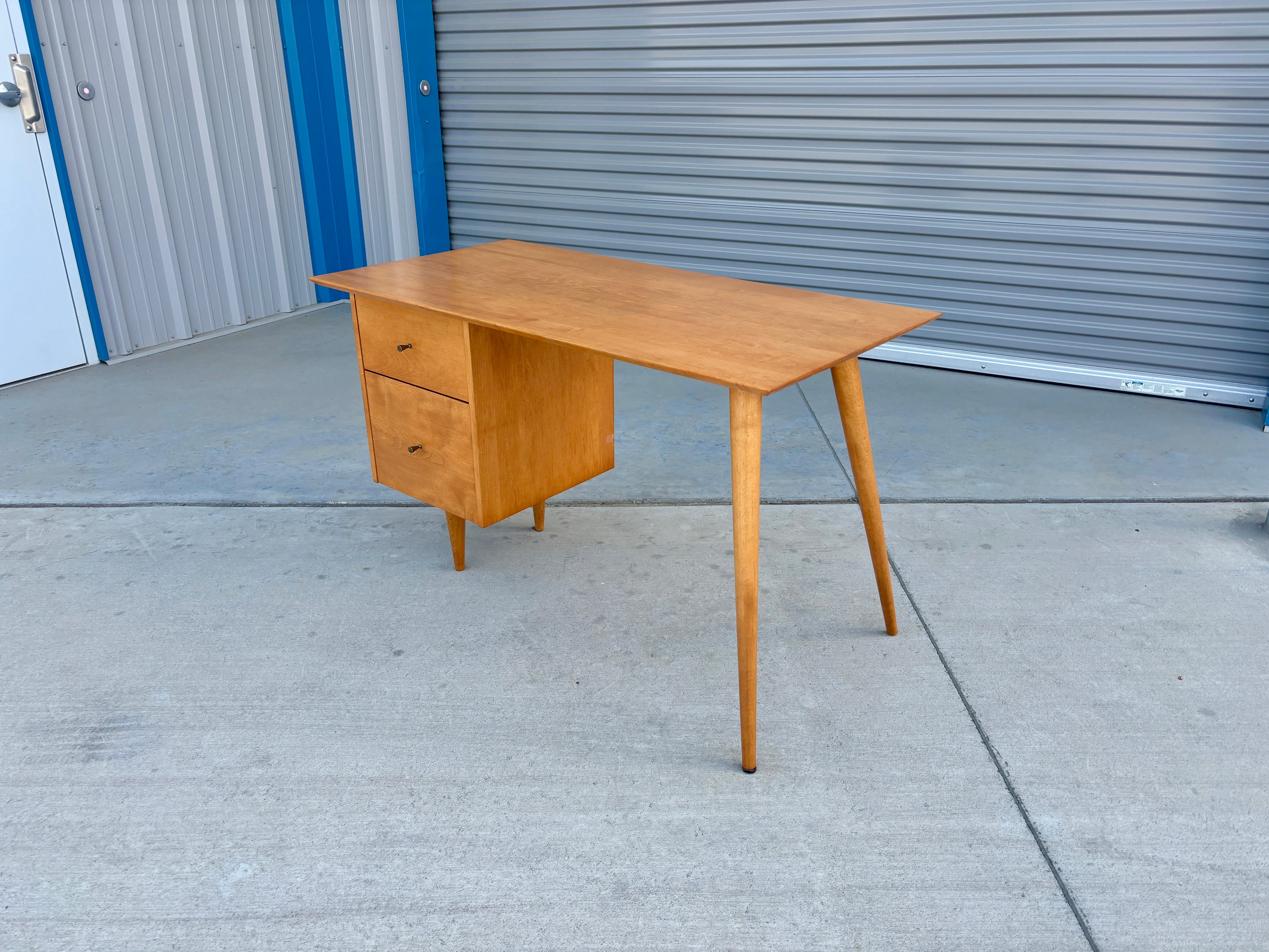 American Welcome to Mid-Century NoHo Mid Century Maple Desk by Paul McCobb for Winchendon For Sale