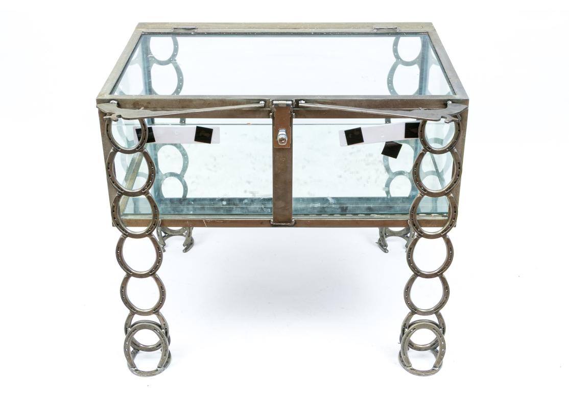 Display Case aus geschweißtem und geschliffenem Stahl im Western-Stil #3 (20. Jahrhundert) im Angebot