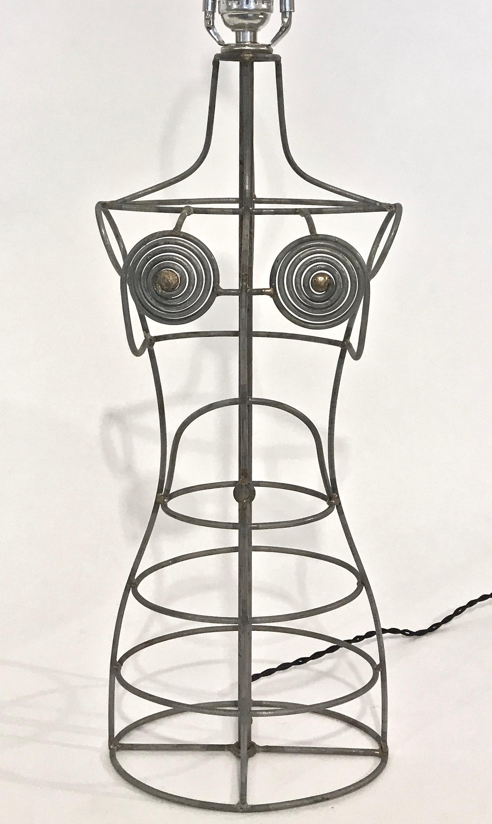 French Welded Steel Wire Dress Form Table Lamp, C. 1970 For Sale 4