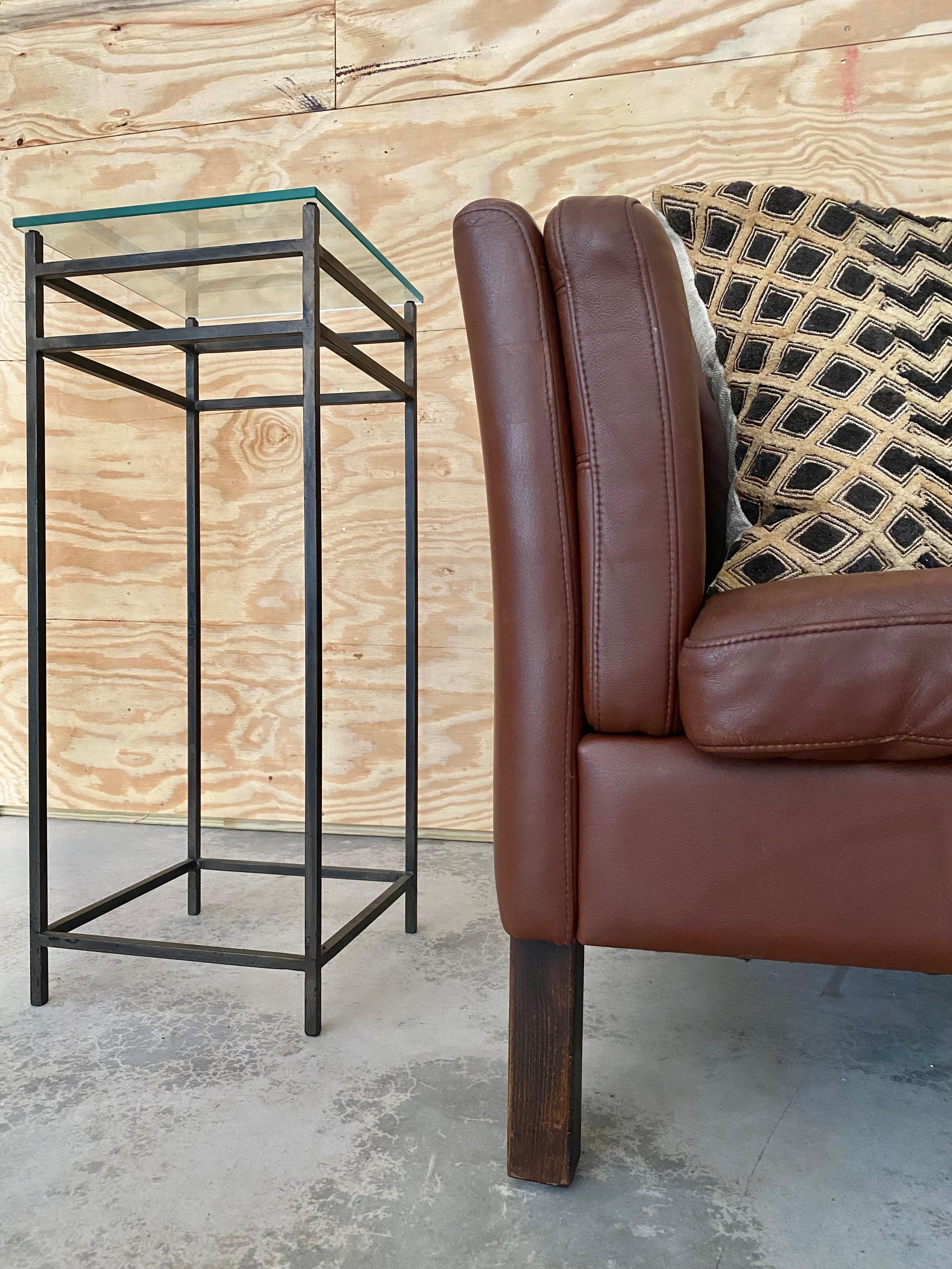 Piédestal moderniste en acier soudé / Support de plantes en vente 1
