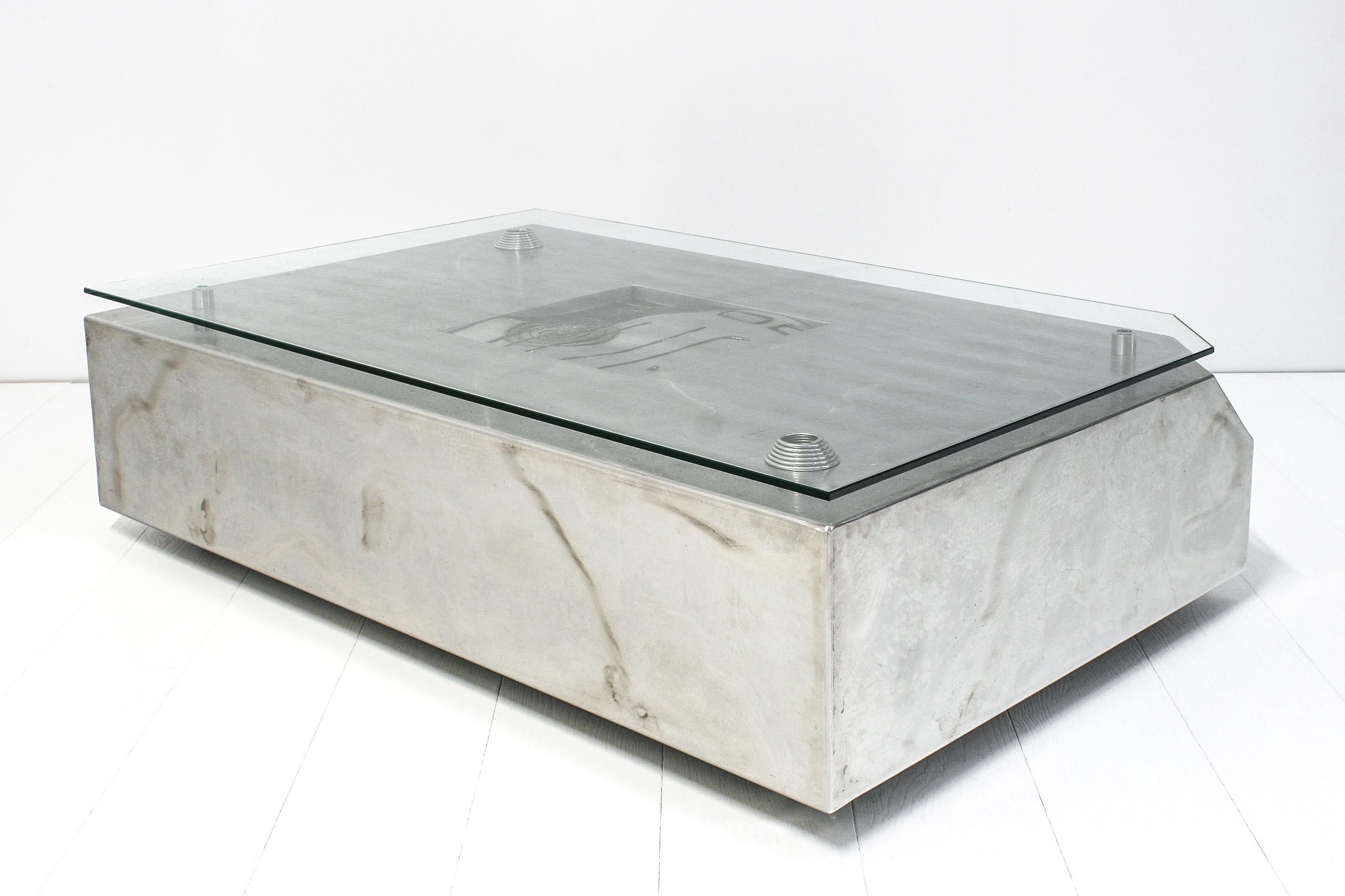 Welding Art Coffee Table in Stainless Steel and Glass For Sale 1