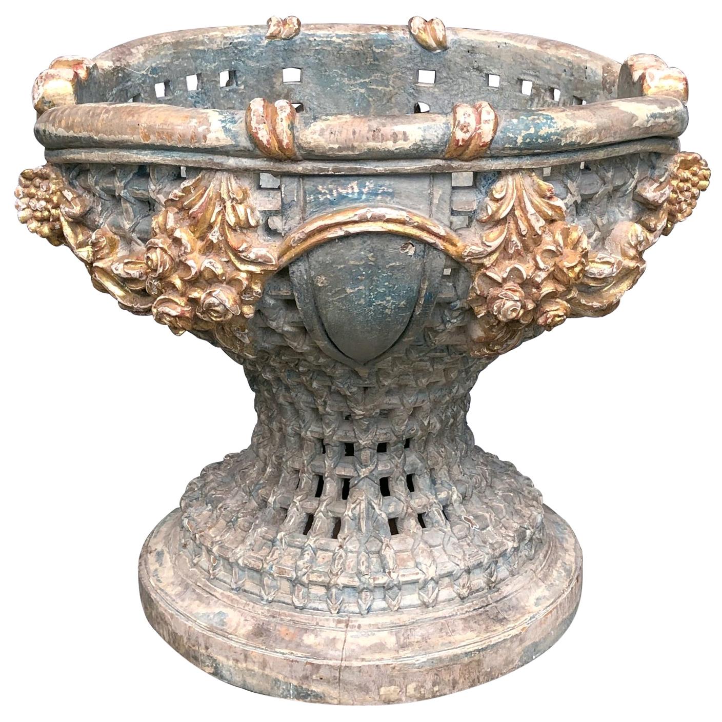 Well-Carved Italian Baroque Style Painted and Parcel-Gilt Reticulated Bowl For Sale
