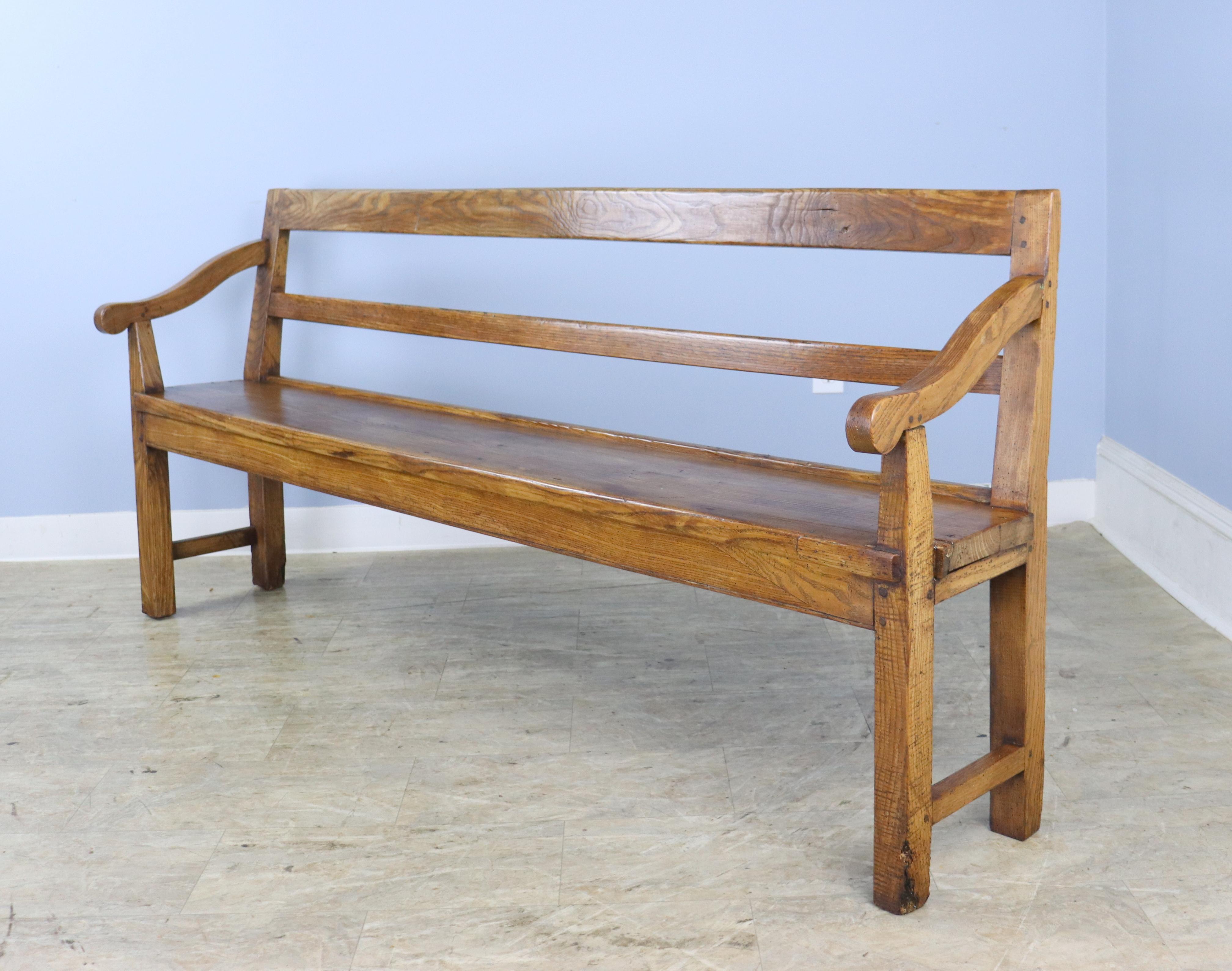 Well Grained Ash Country Bench In Good Condition For Sale In Port Chester, NY
