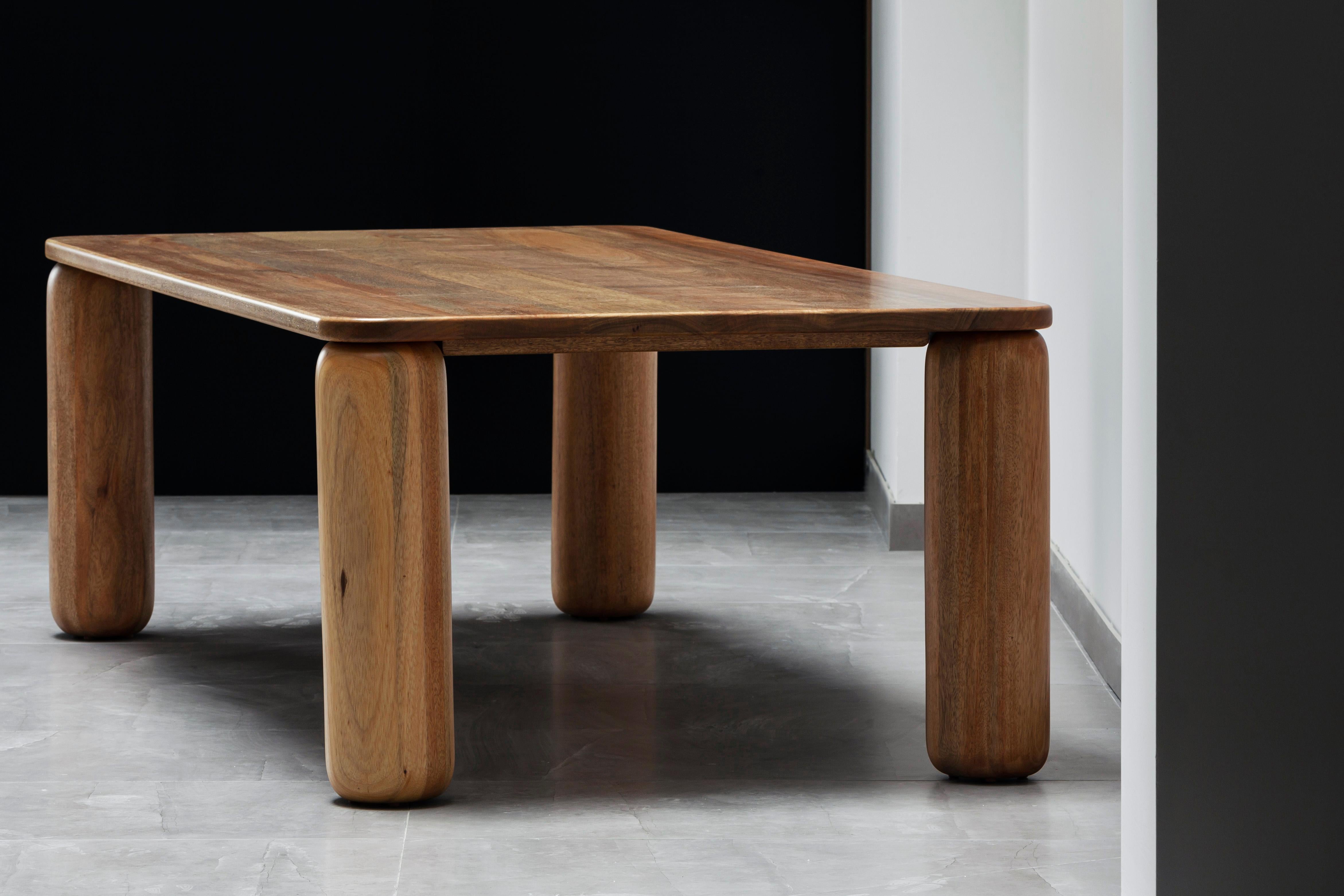 Table de salle à manger bien ancrée par Laluz en vente 2