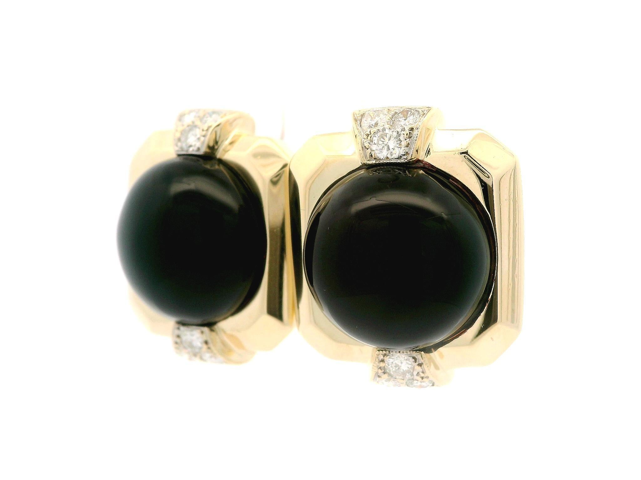 Orecchino a bottone Well Made in oro giallo 14k con onice nero tondo grande e diamanti in vendita 3