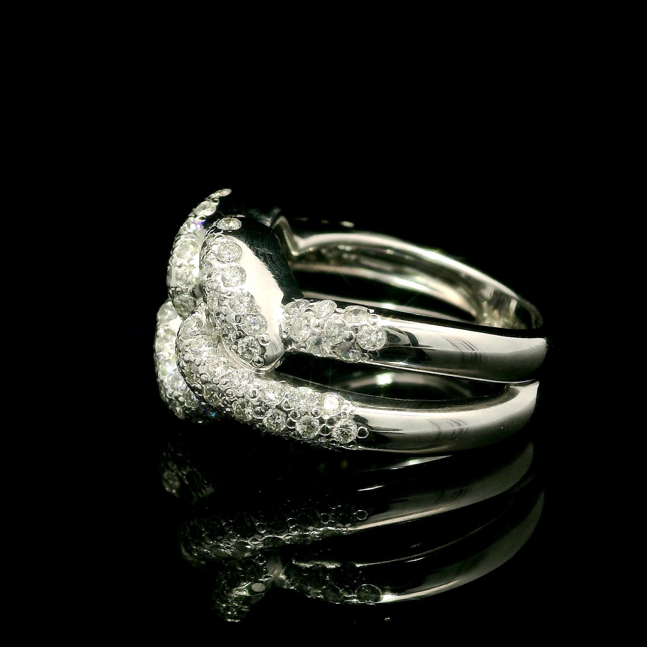 Brilliant Cut Well Made 18k White Gold 2.40ctw Pave Diamond Curb Link Band Ring For Sale