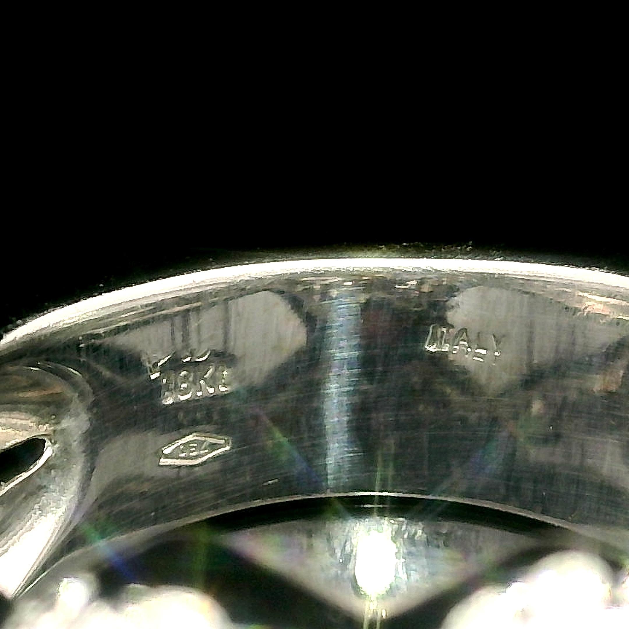 Women's Well Made 18k White Gold 2.40ctw Pave Diamond Curb Link Band Ring For Sale