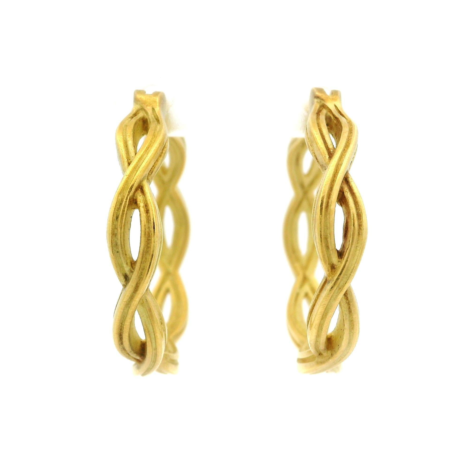 Orecchini a cerchio intrecciati Well Made in oro giallo 18 carati da 27,5 mm con finitura opaca in vendita 2